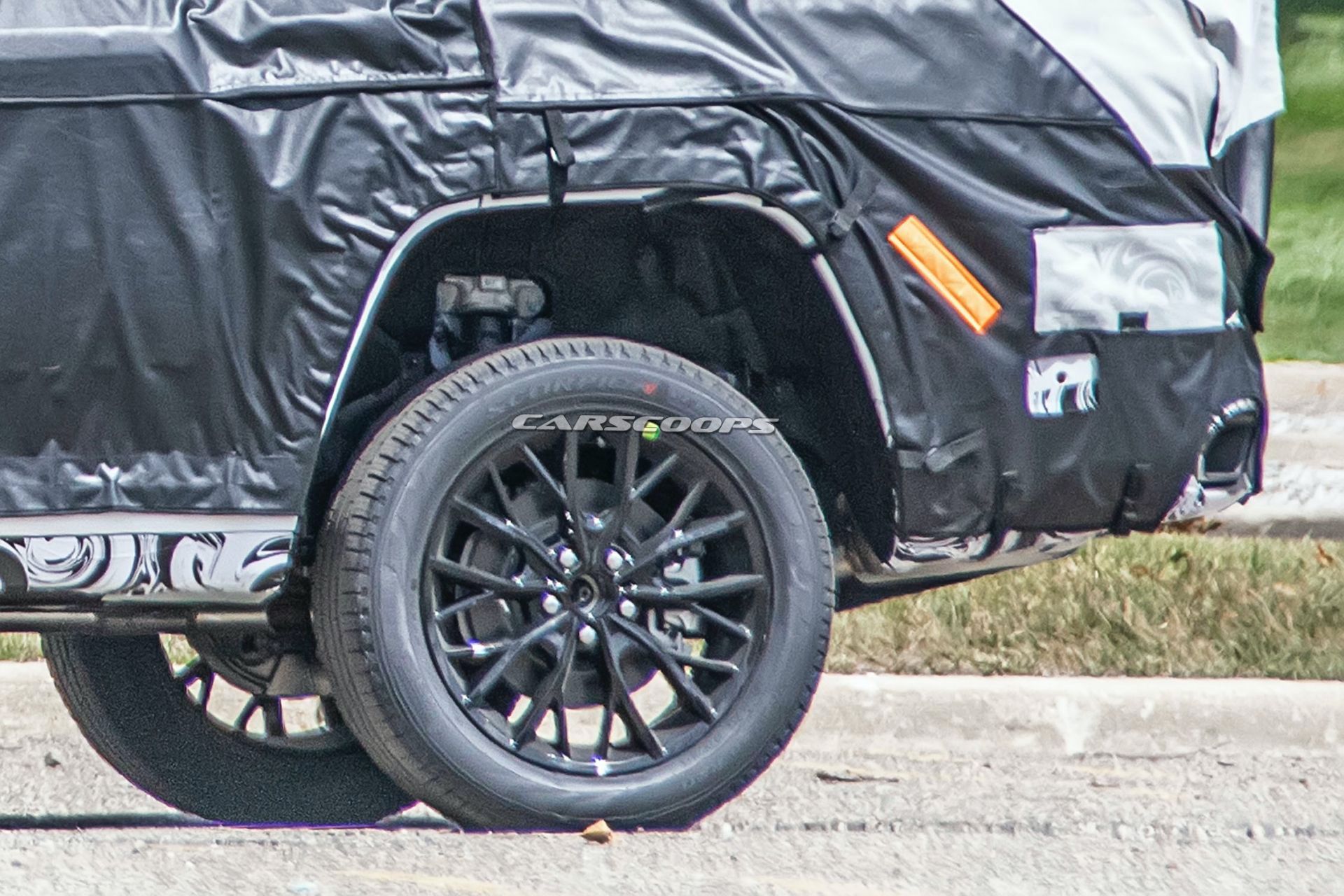 How’s The Weather Up There? Jeep’s Grand Cherokee-Based 3-Row SUV Rides Really High