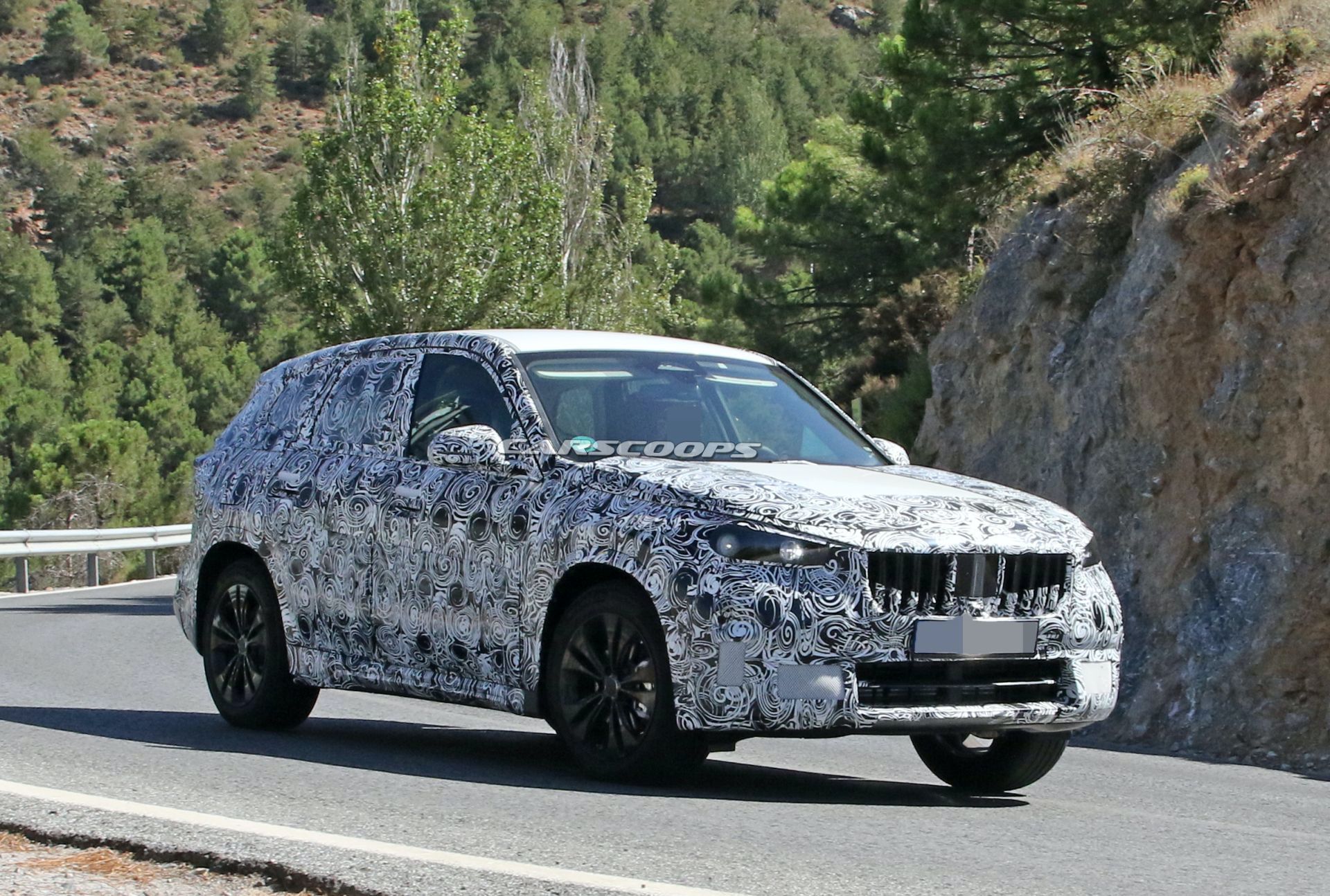 Next-Gen 2023 BMW X1 SUV Makes Its Prototype Debut In Plug-in Hybrid Form