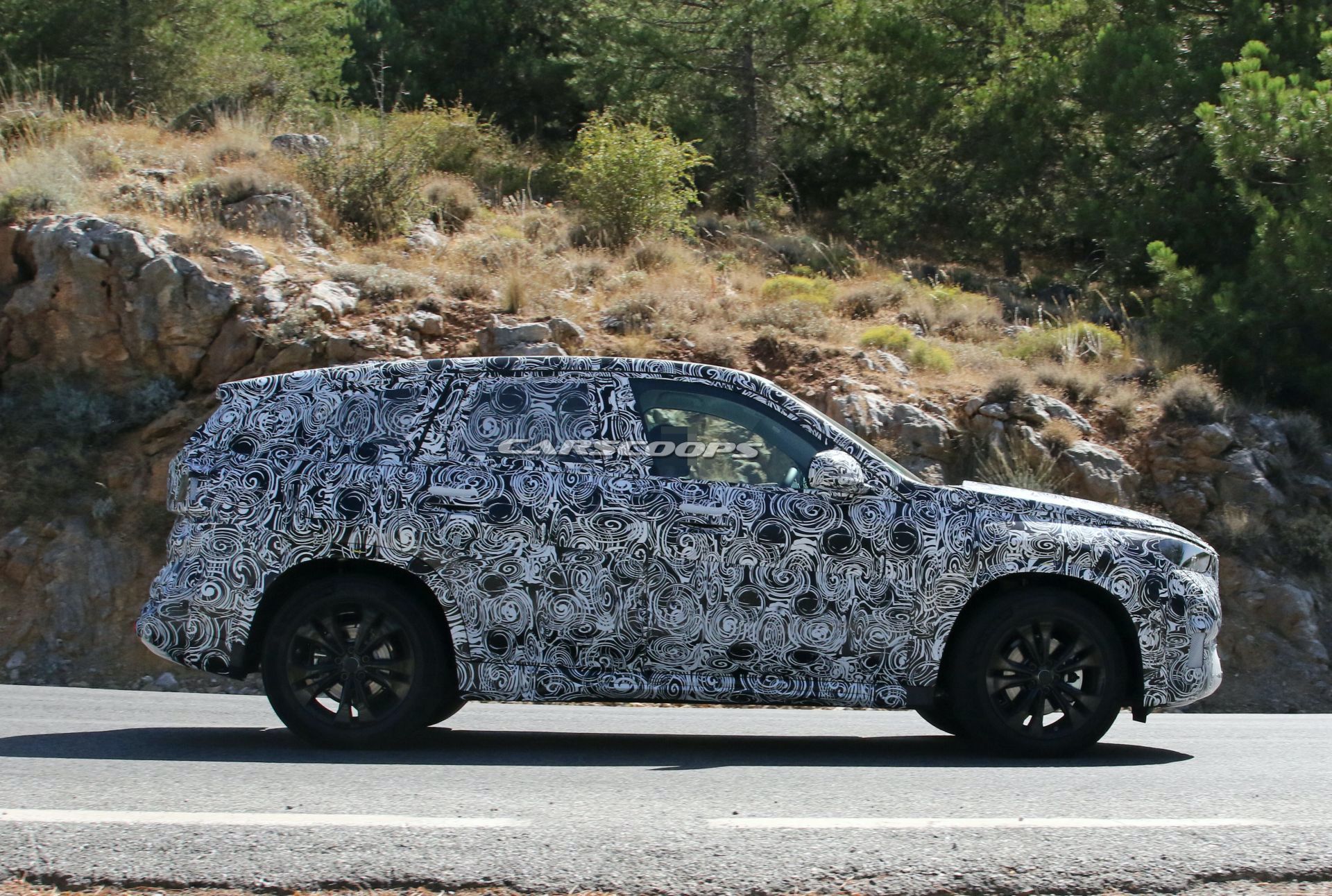 Next-Gen 2023 BMW X1 SUV Makes Its Prototype Debut In Plug-in Hybrid Form