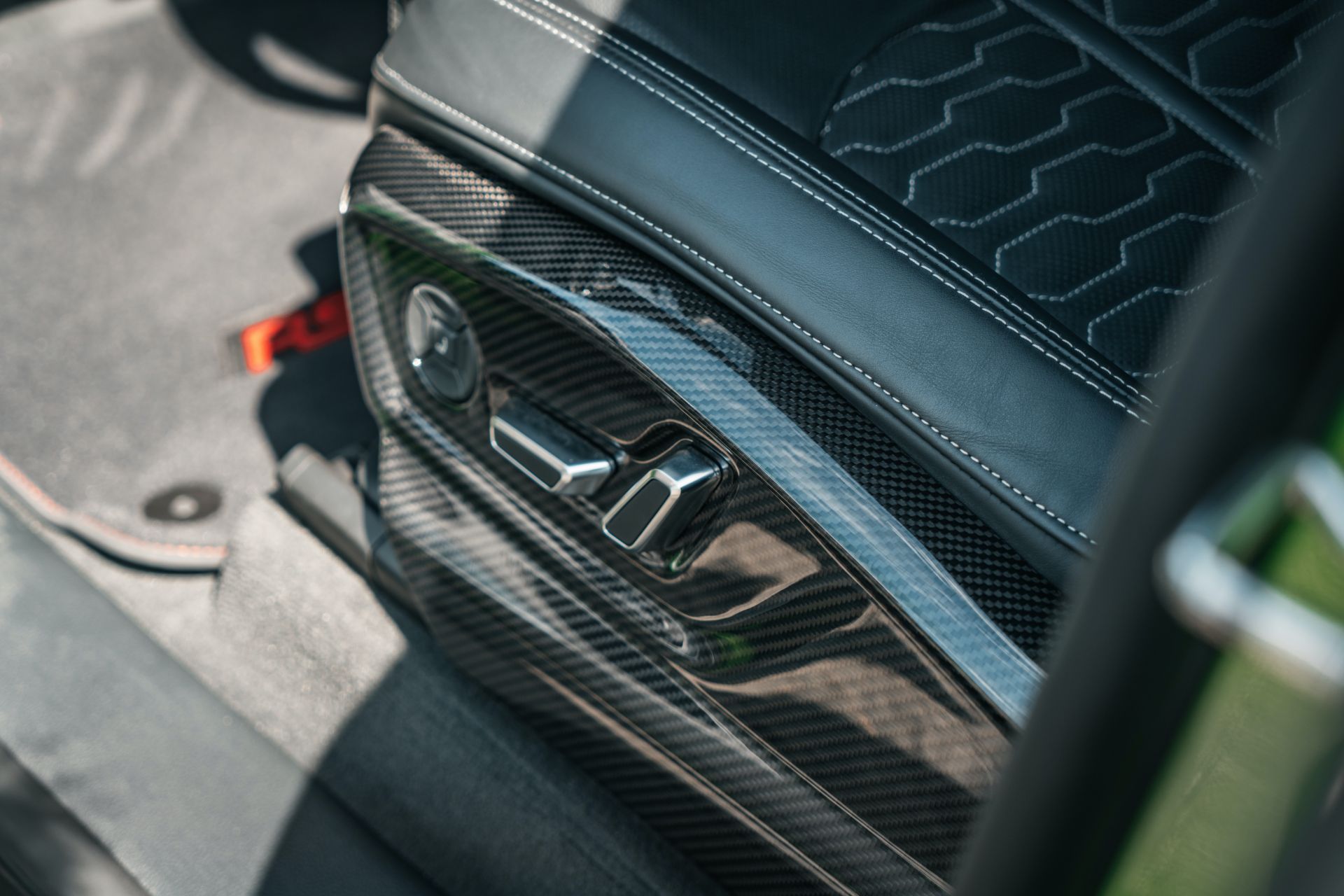 Limited-Run ABT RSQ8-R Unveiled As 196 MPH Super SUV