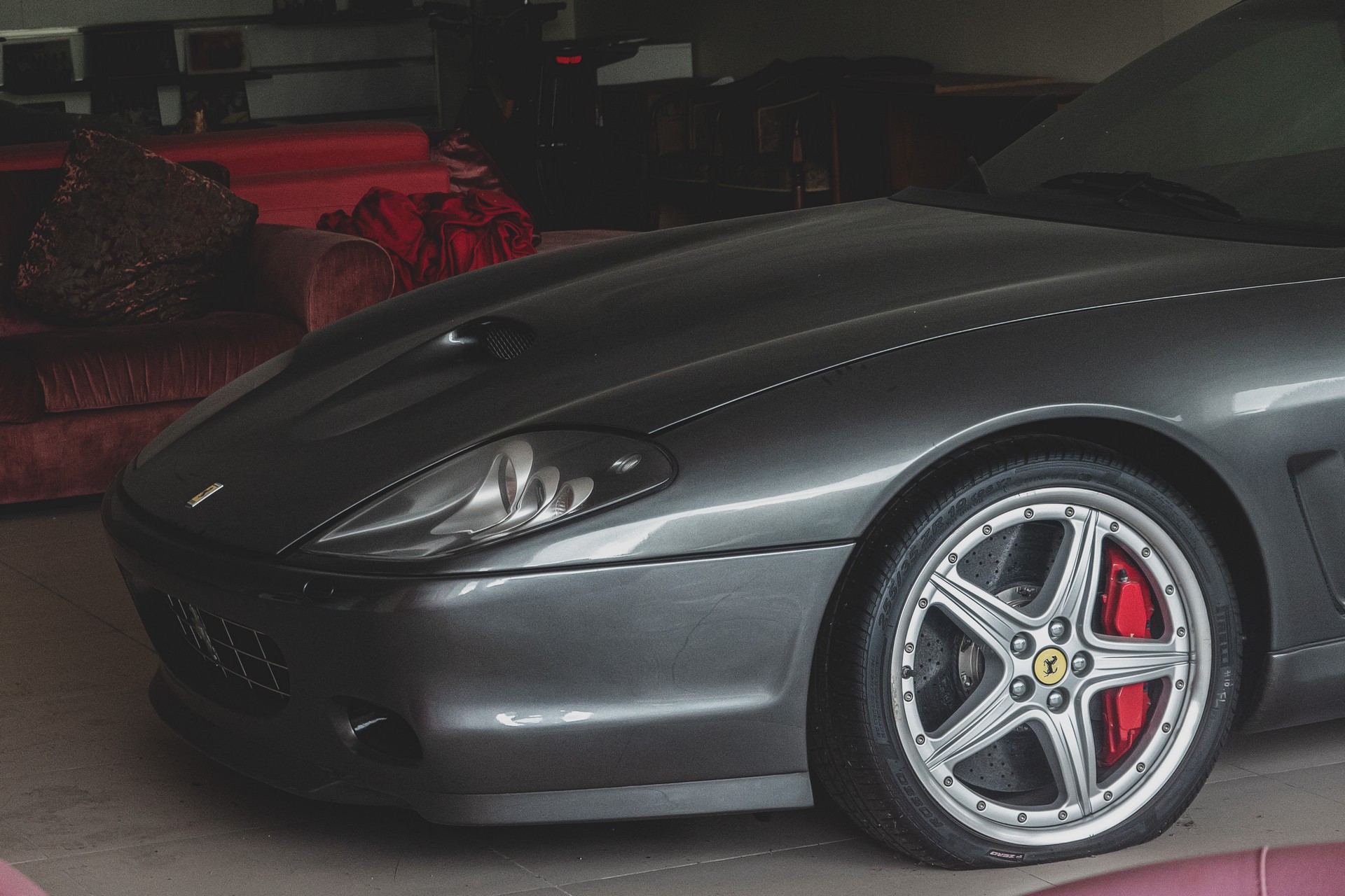 Abandoned Exotic Dealership In China Is Home To Ferrari 575 Superamerica, Porsche Carrera GT