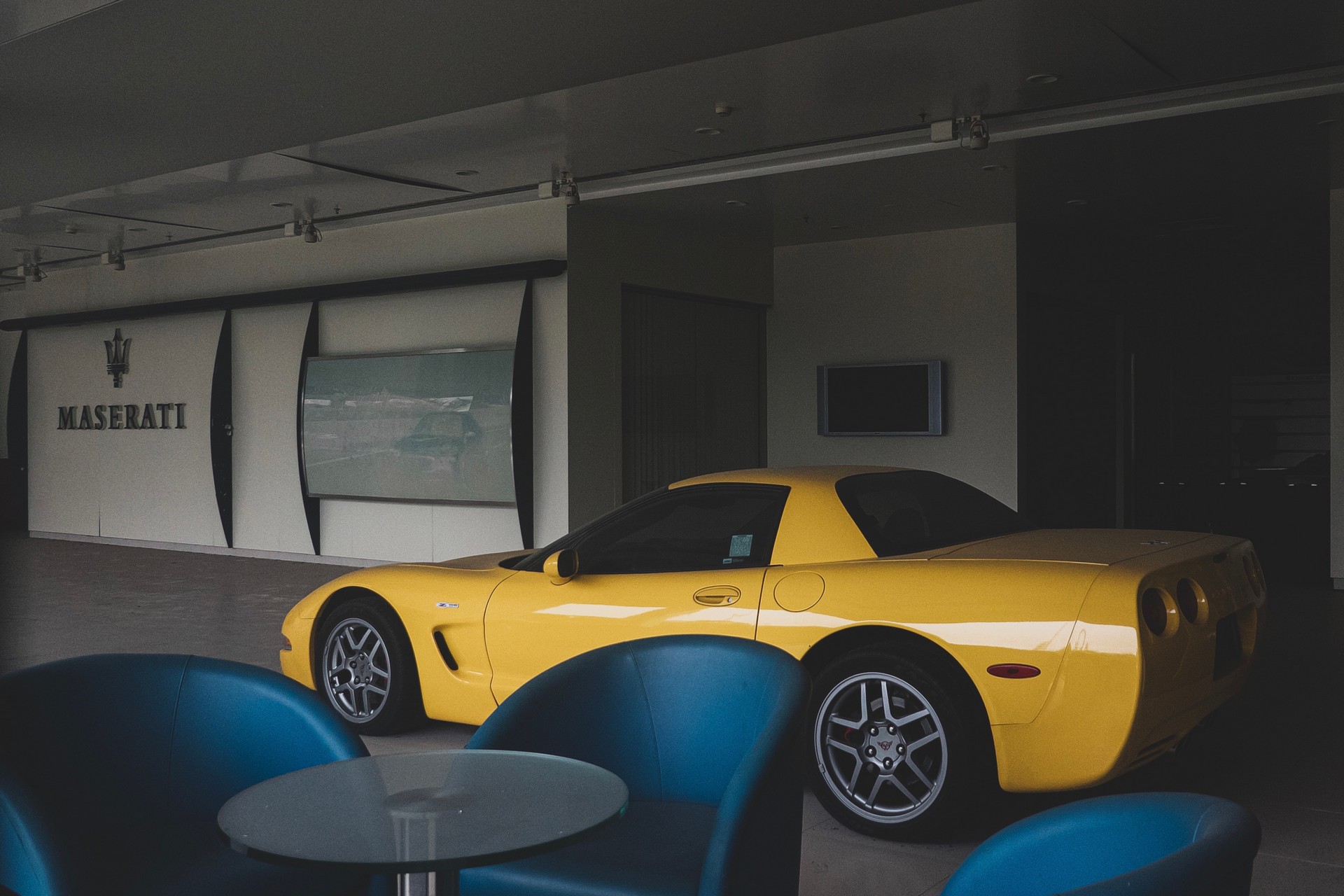Abandoned Exotic Dealership In China Is Home To Ferrari 575 Superamerica, Porsche Carrera GT