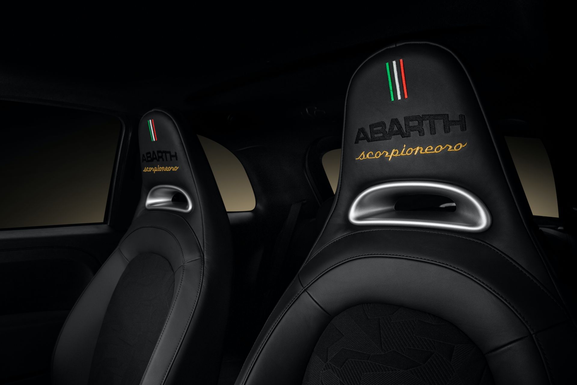 Abarth 595 Dresses In ‘Monster Energy Yamaha’ And ‘Scorpioneoro’ Attires