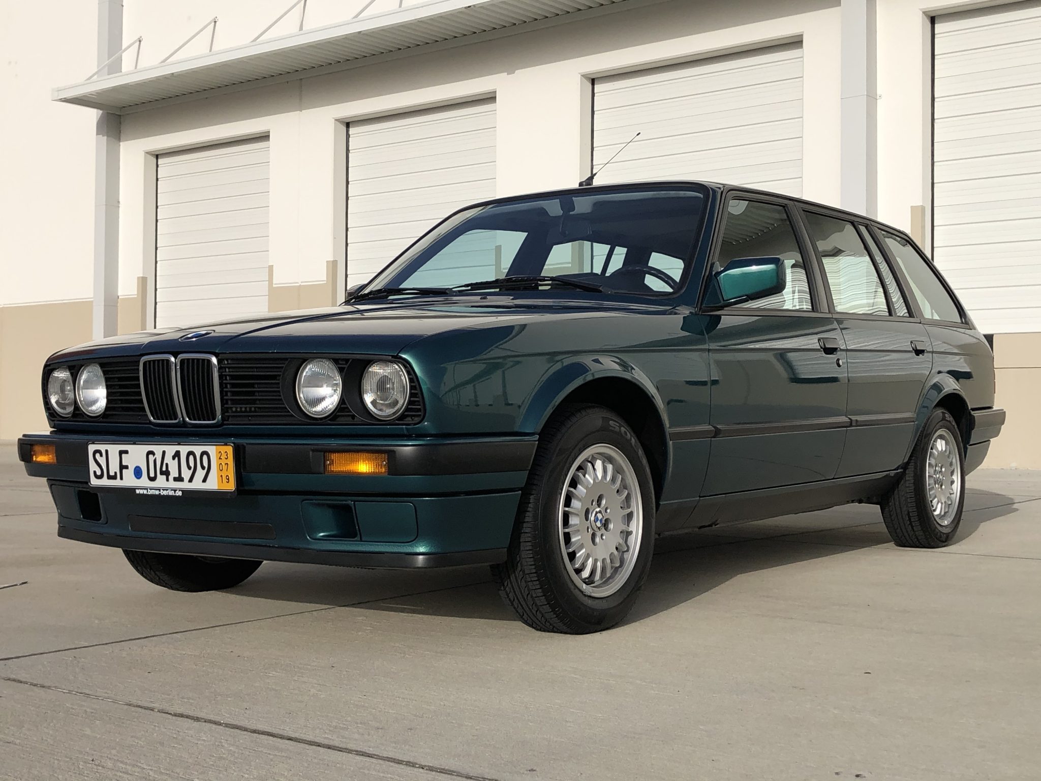 Can Euro-Spec 1992 BMW 316i Your Darling? | Carscoops