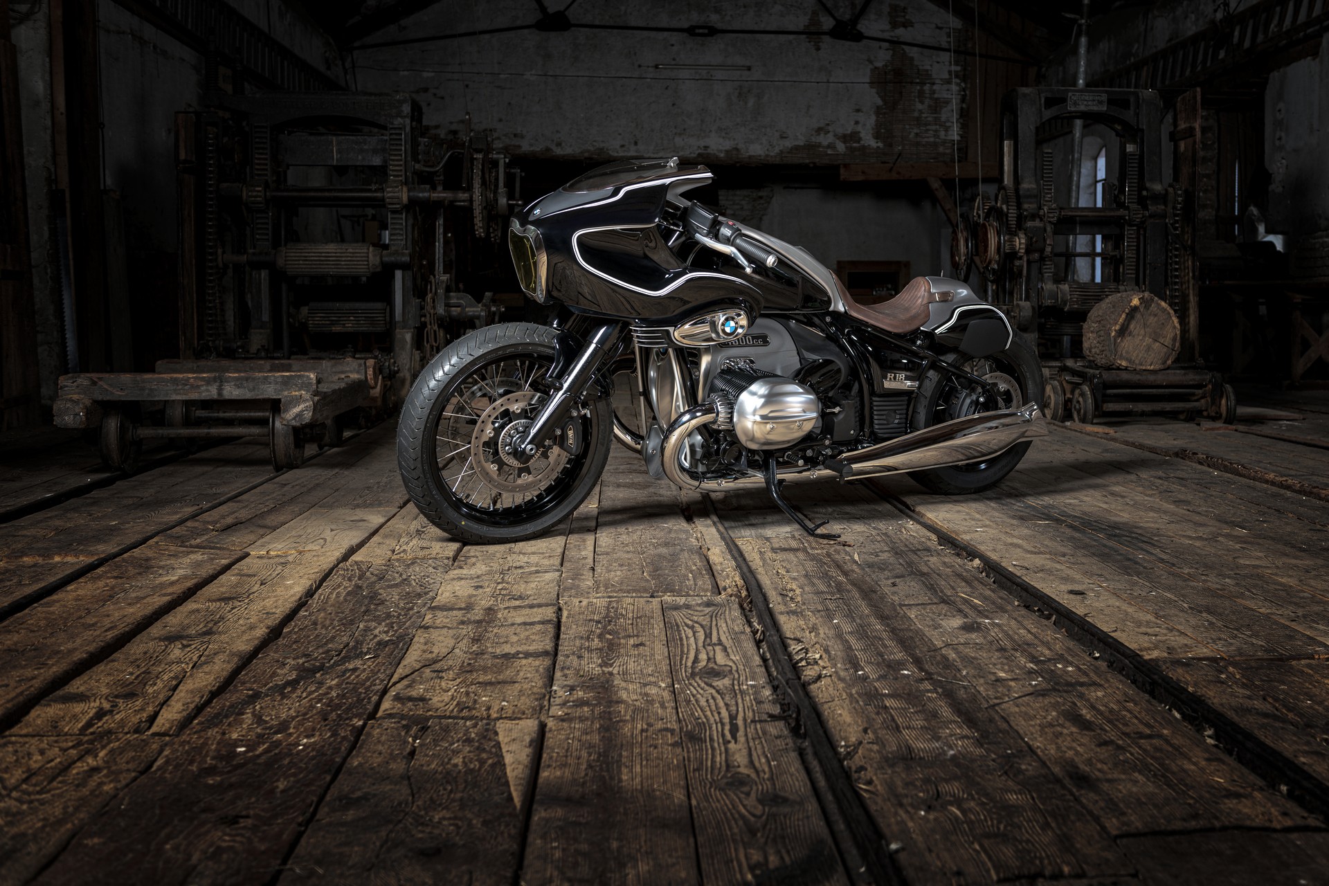 BMW’s Latest Customized R 18 Is A Classically Cool Cruiser