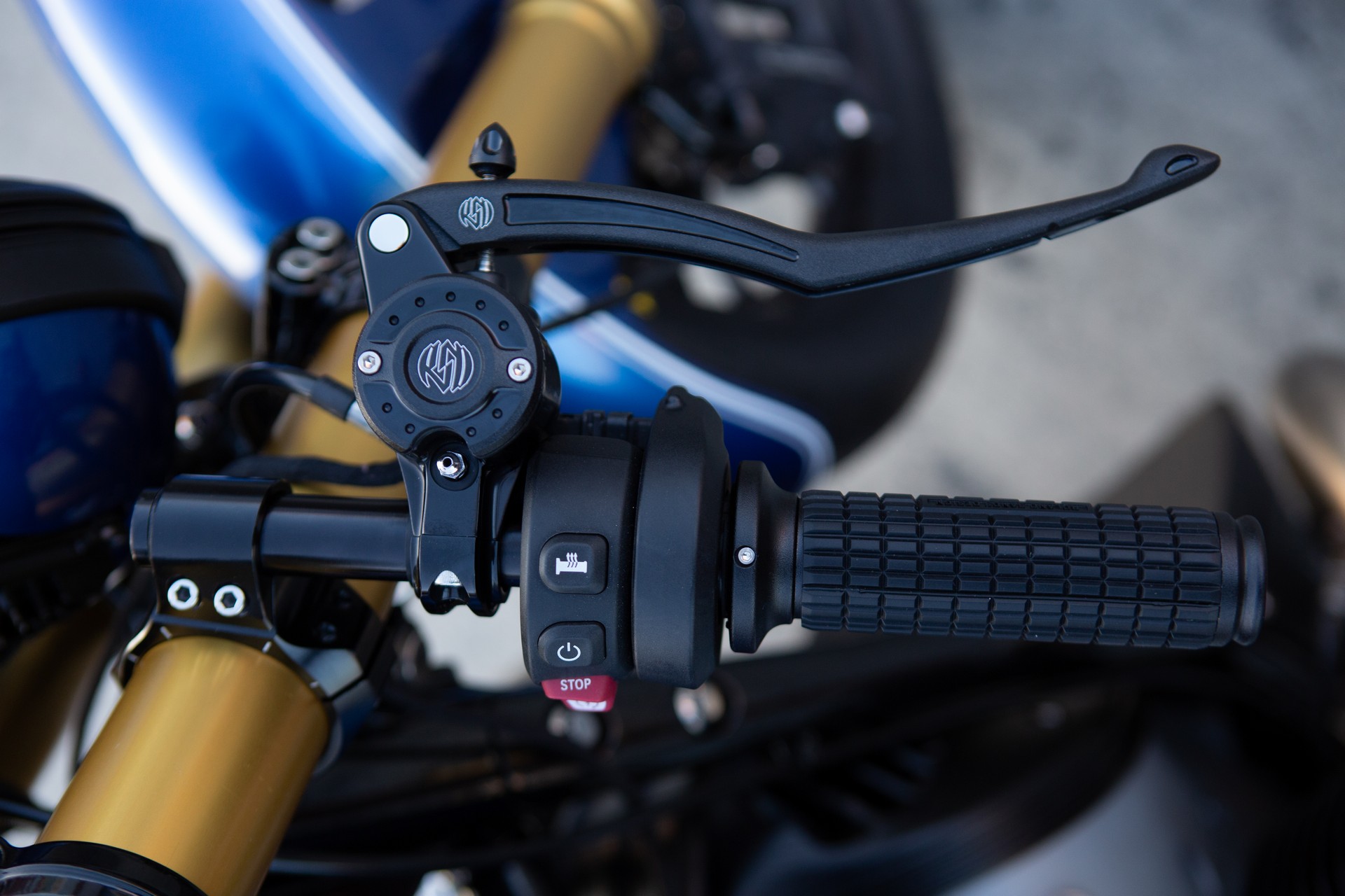 BMW Motorrad’s R 18 Dragster Concept Is A Track-Focused Throwback