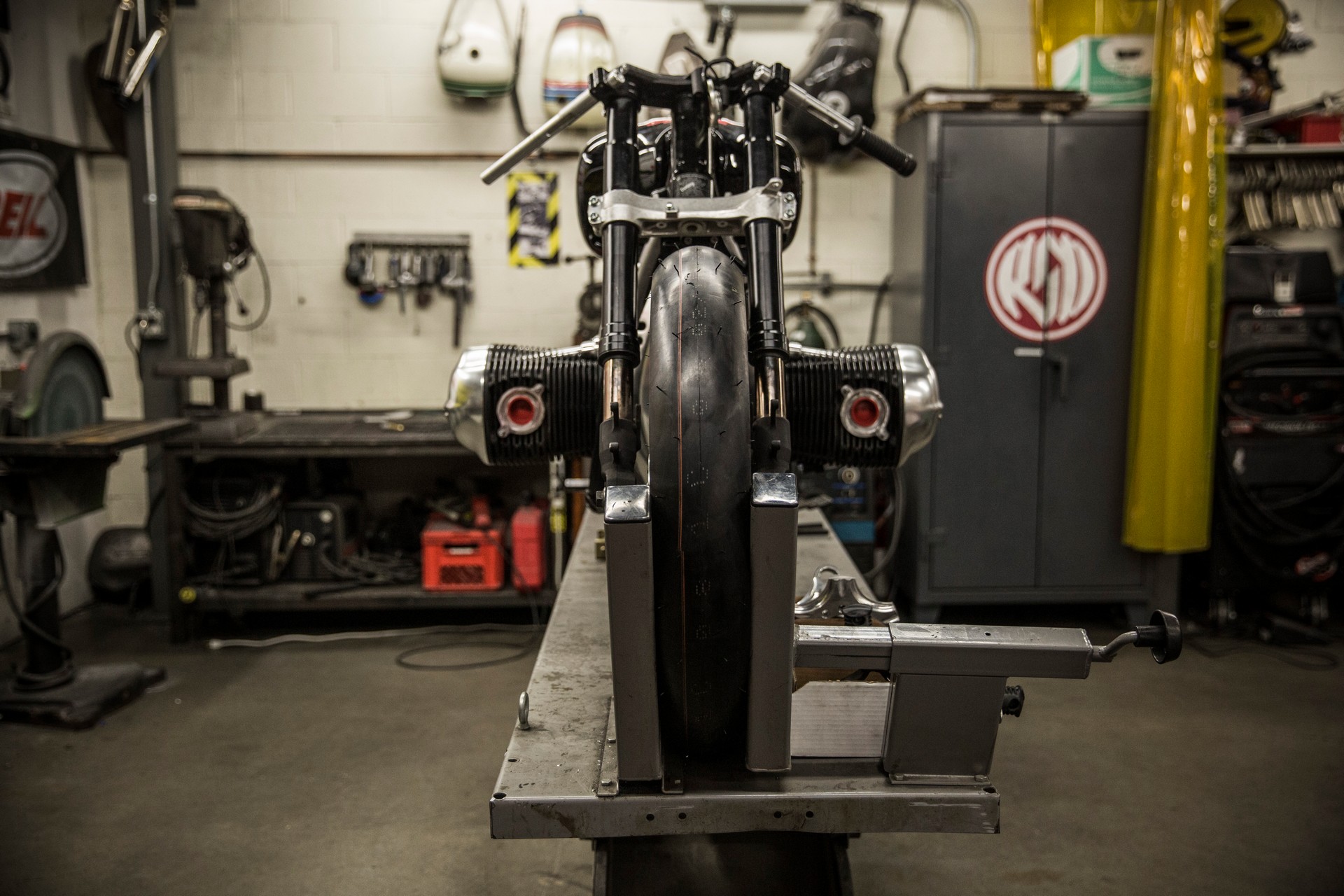 BMW Motorrad’s R 18 Dragster Concept Is A Track-Focused Throwback