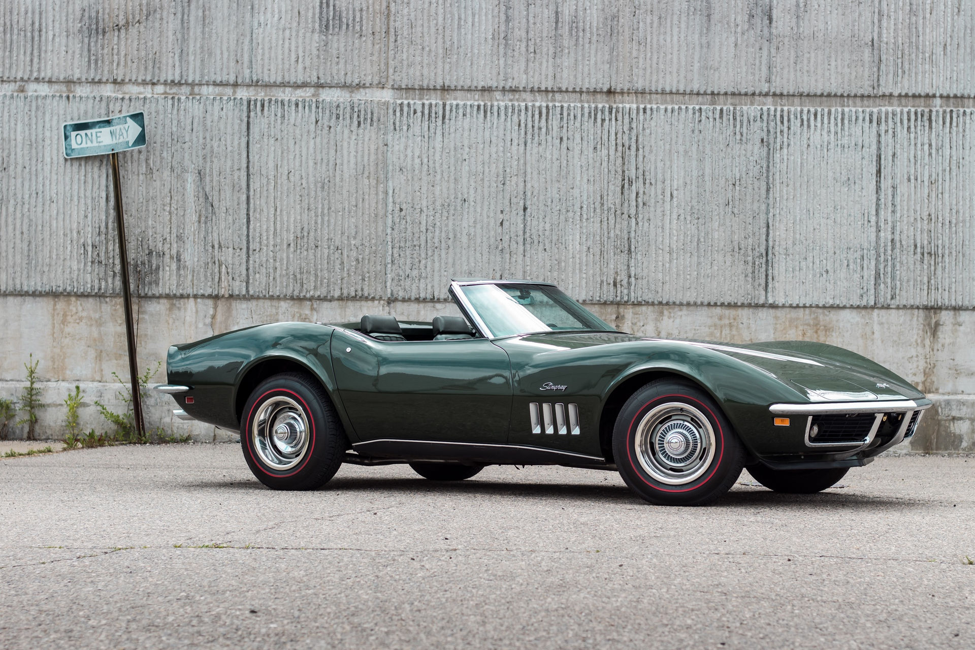 At $40,000, Can This ’69 Corvette Stingray Convince You To Spend Your Green?