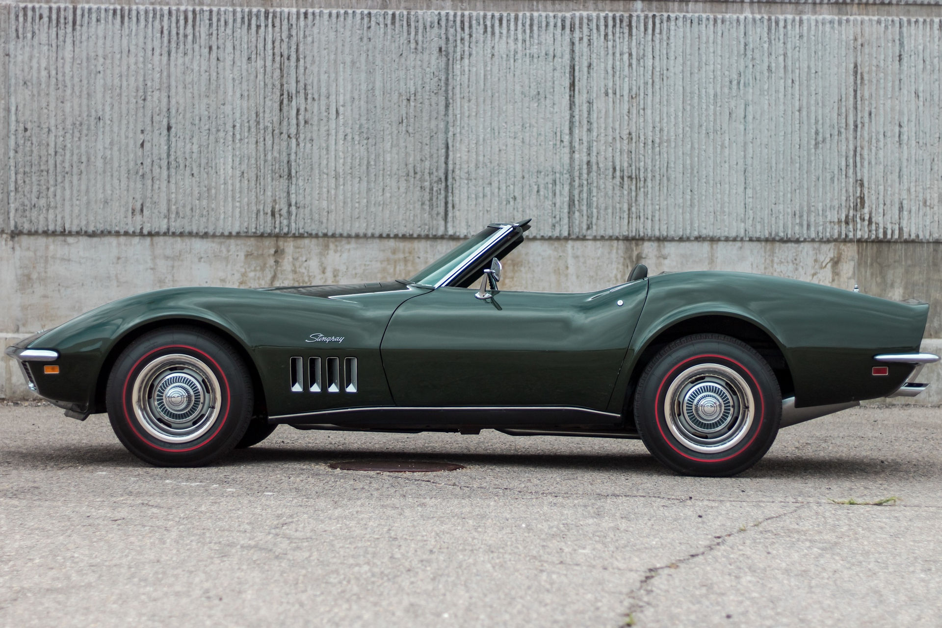 At $40,000, Can This ’69 Corvette Stingray Convince You To Spend Your Green?