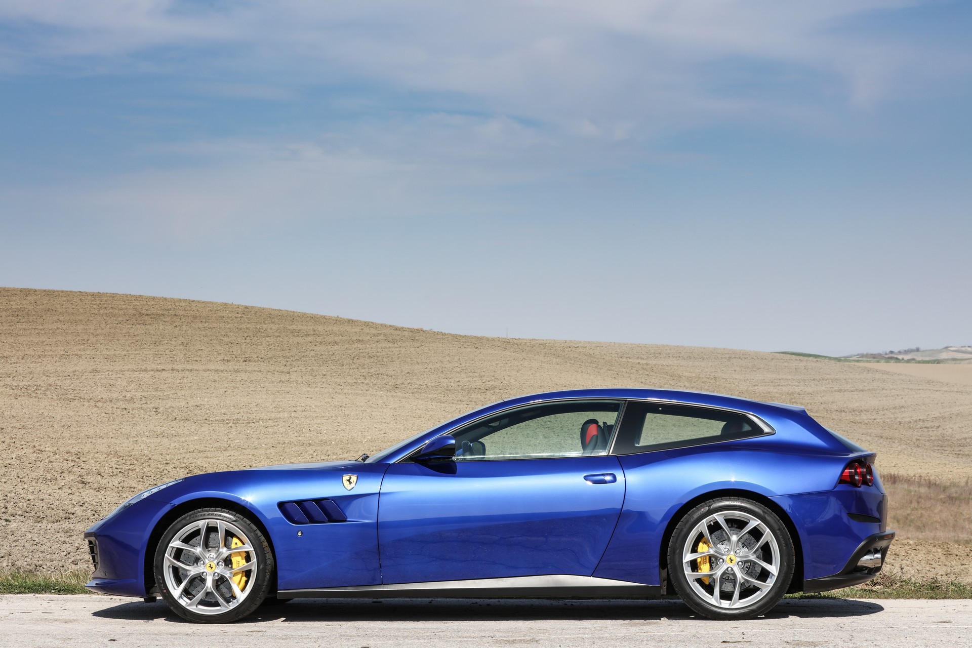 Ferrari Drops The GTC4Lusso And GTC4Lusso T From Its Range