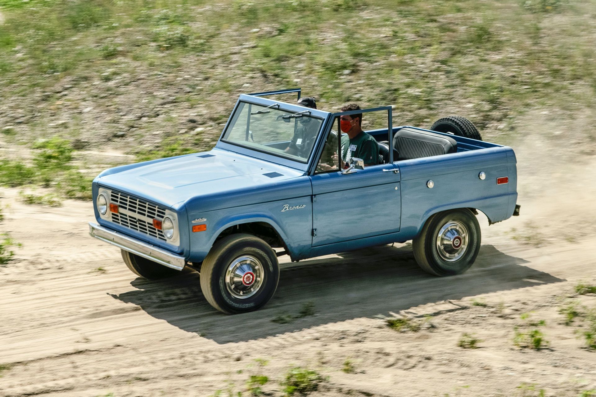 Ford Has 165,000 Bronco And Bronco Sport Reservations, Says Customer Response Is “Unprecedented”