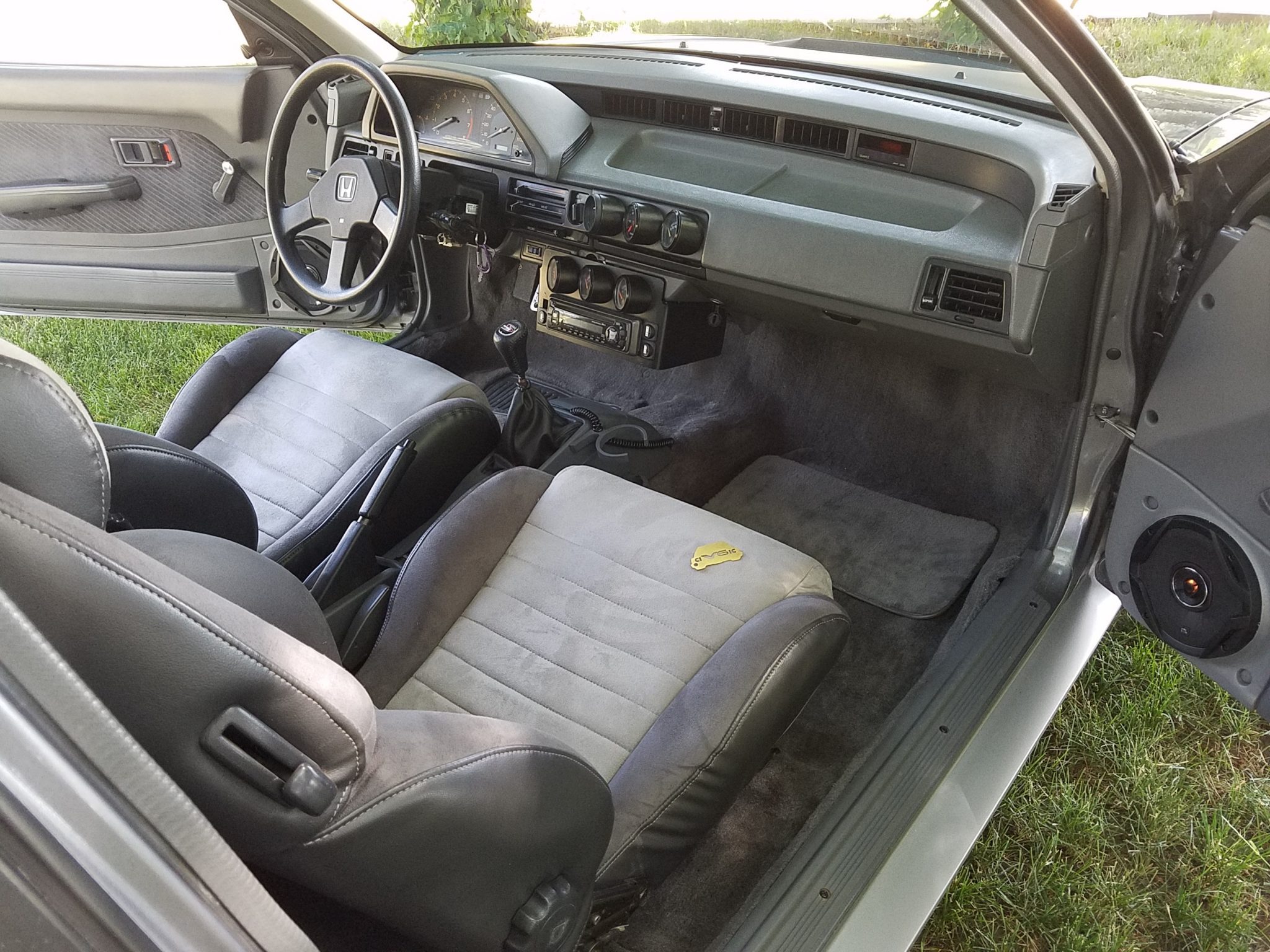 This 1980s Honda Civic With A Mid-Placed Acura 3.2L V6 And RWD Is Like No Other
