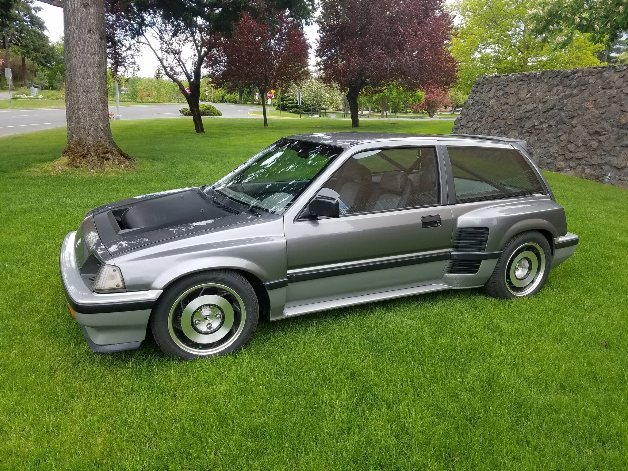 This 1980s Honda Civic With A Mid-Placed Acura 3.2L V6 And RWD Is Like No Other