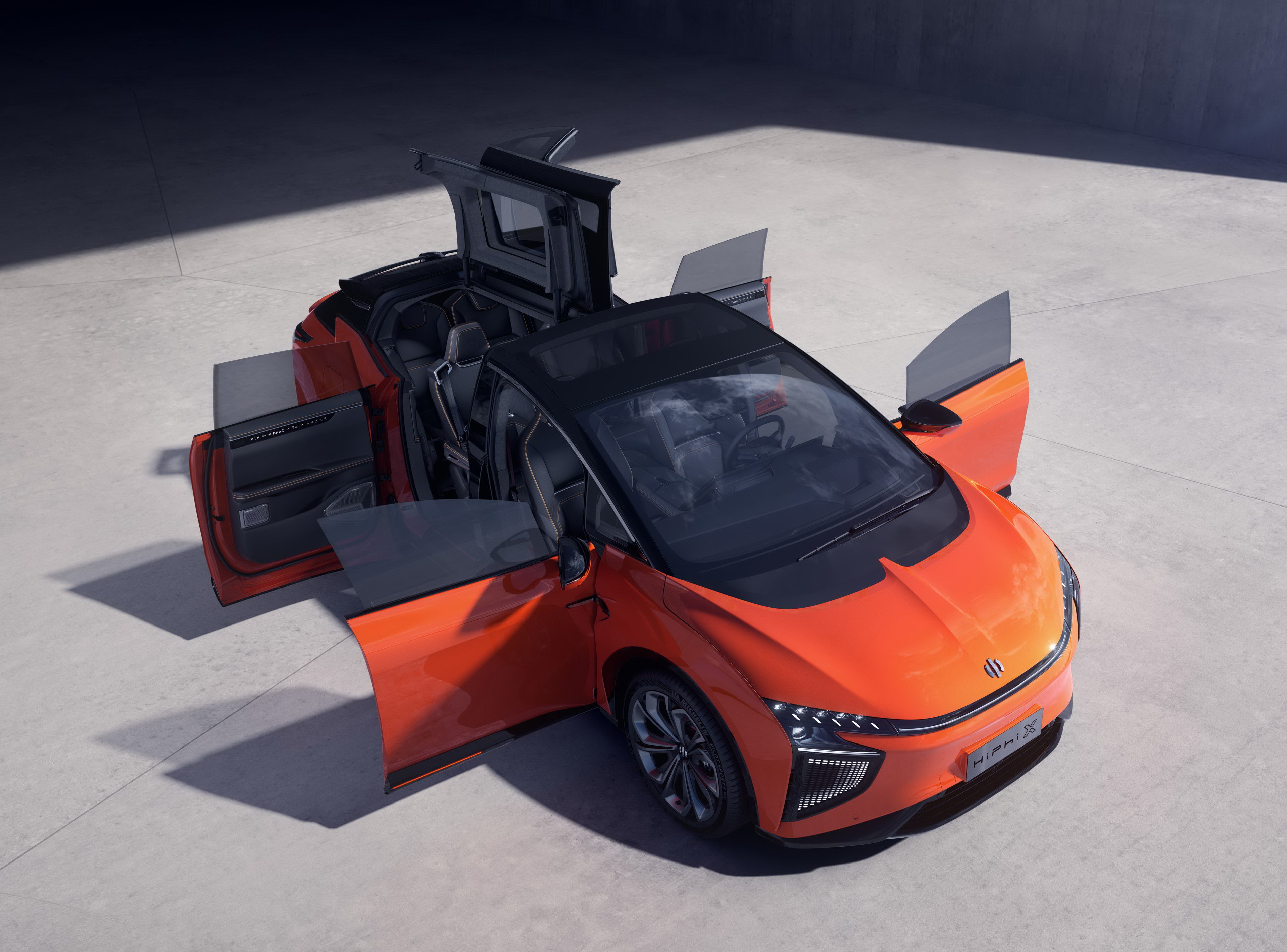 Human Horizons HiPhi X 6-Seater Electric SUV Makes The Tesla Model X’s Falcon Doors Look Normal