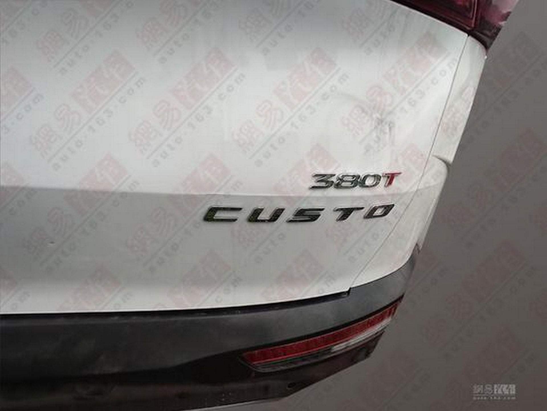 New Hyundai Custo Is A 7-Seater Minivan For China