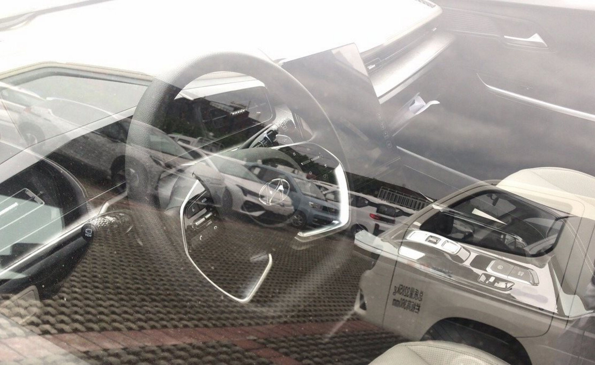 New Hyundai Custo Is A 7-Seater Minivan For China