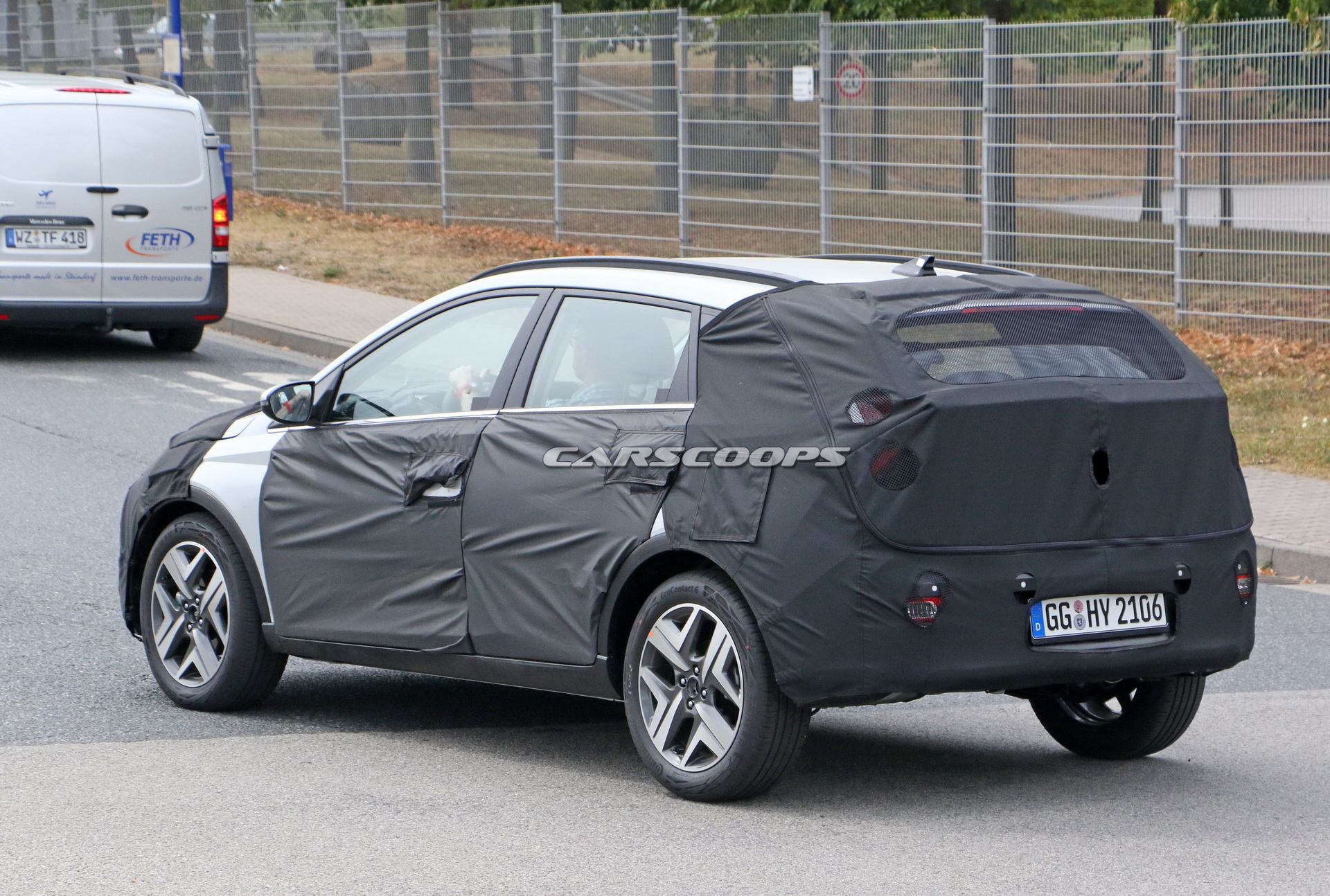 Hyundai’s i20-Based Crossover For Europe Spotted For The First Time