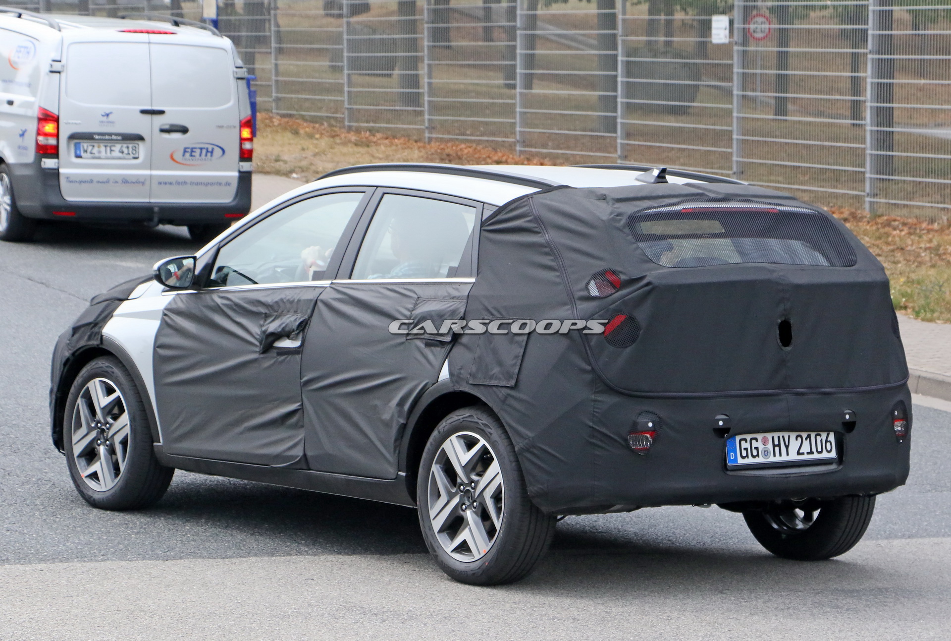 Hyundai’s i20-Based Crossover For Europe Spotted For The First Time