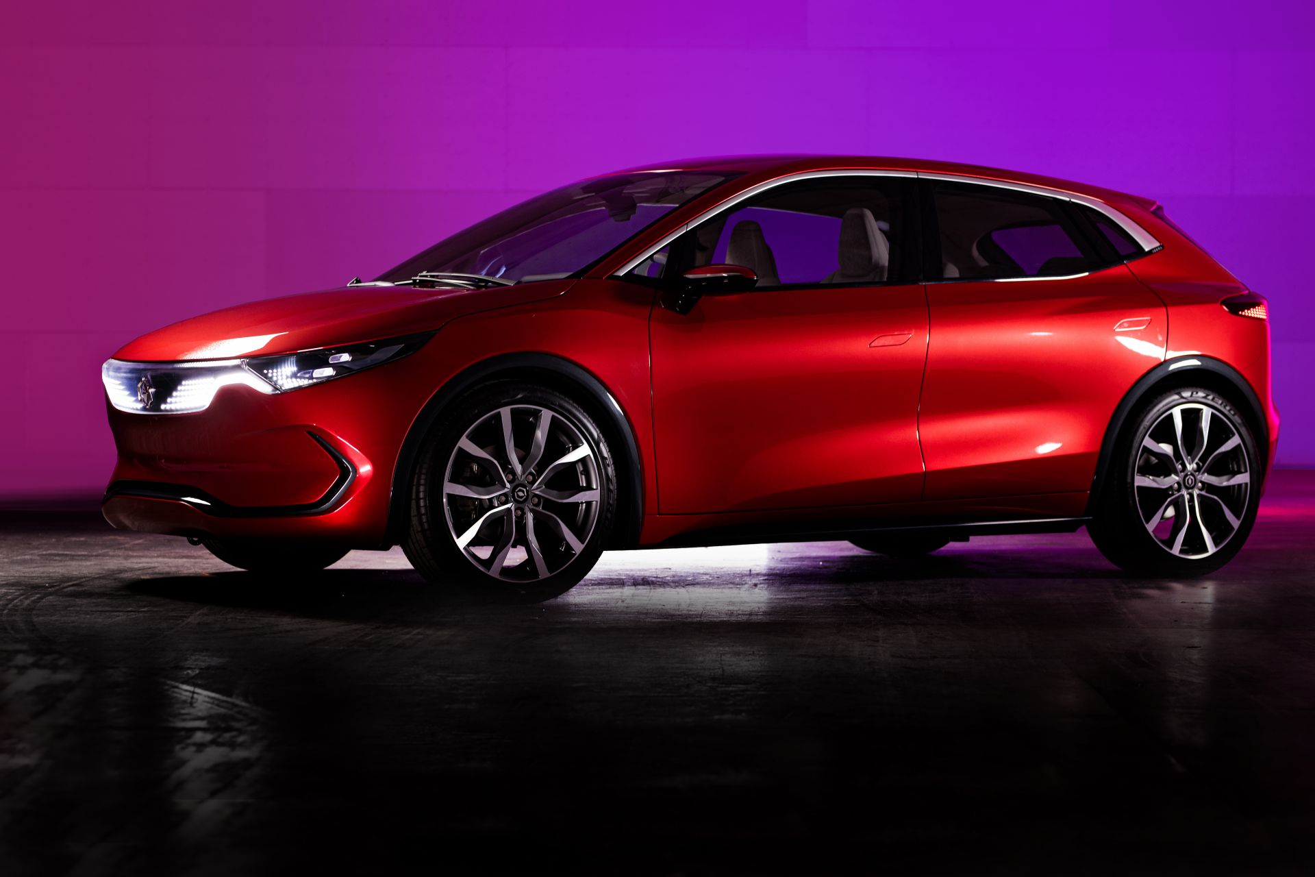 Izera SUV And Hatchback Prototypes Aim To Become The First Polish EVs In 2023