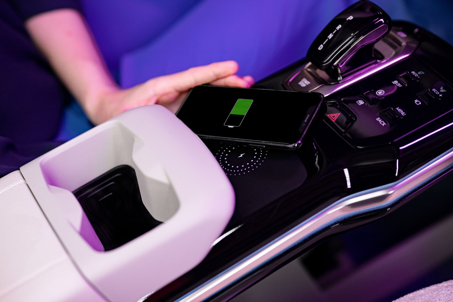 Izera SUV And Hatchback Prototypes Aim To Become The First Polish EVs In 2023