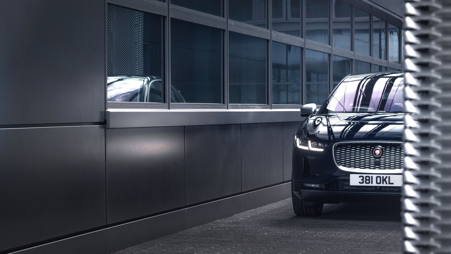 Entry-Level 2021 Jaguar I-Pace Launched In Germany With 316 HP