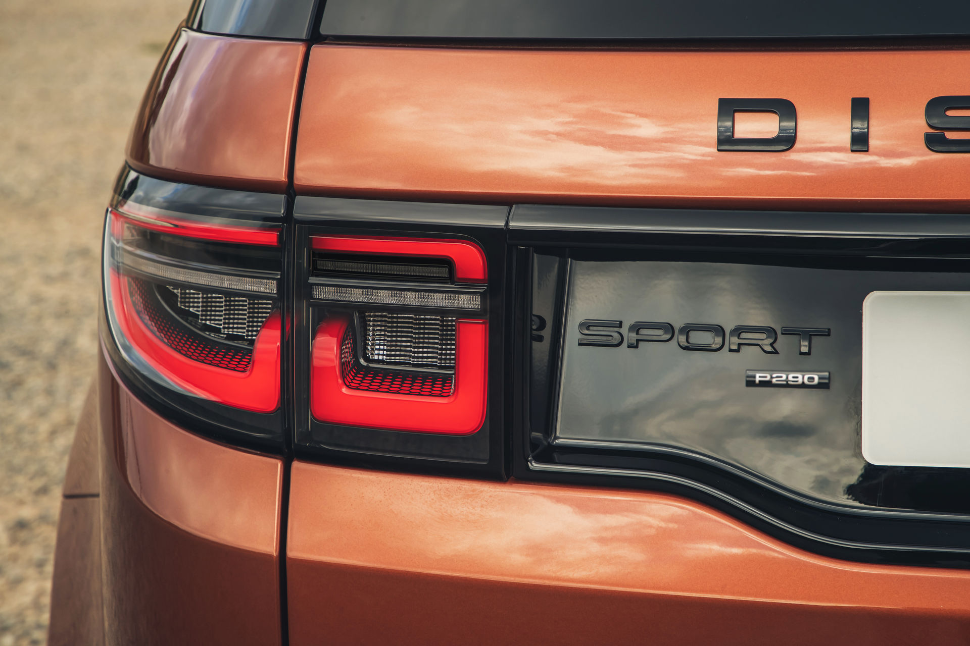2020 Land Rover Discovery Sport Brings New Diesels, Tech And Black Edition To The U.K.