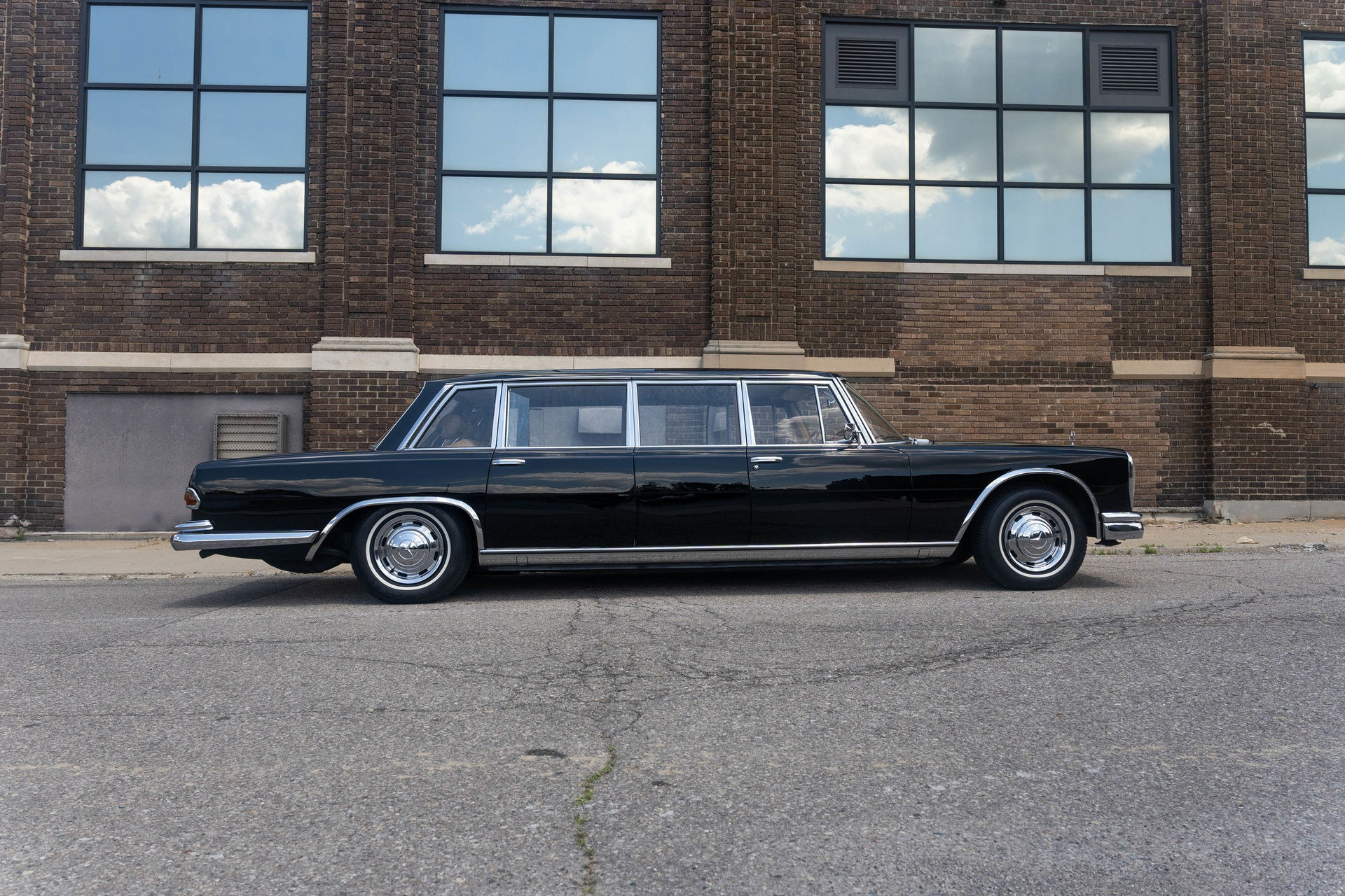 Rare 1966 Mercedes-Benz 600 LWB Pullman Once Owned By China’s Foreign Minister For Sale In The USA