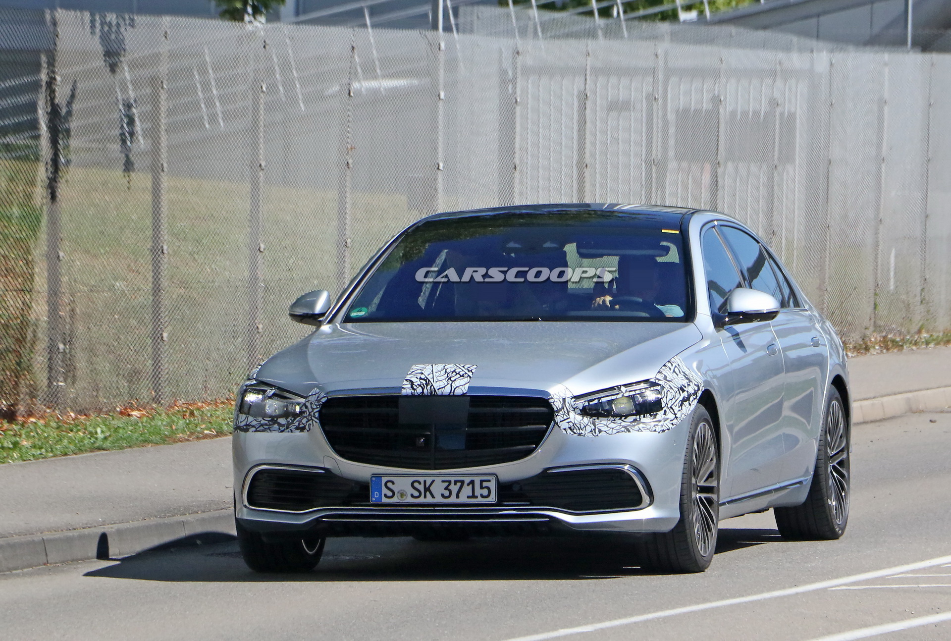 2021 Mercedes S-Class: New German Luxury Flagship No Longer Cares About Camo