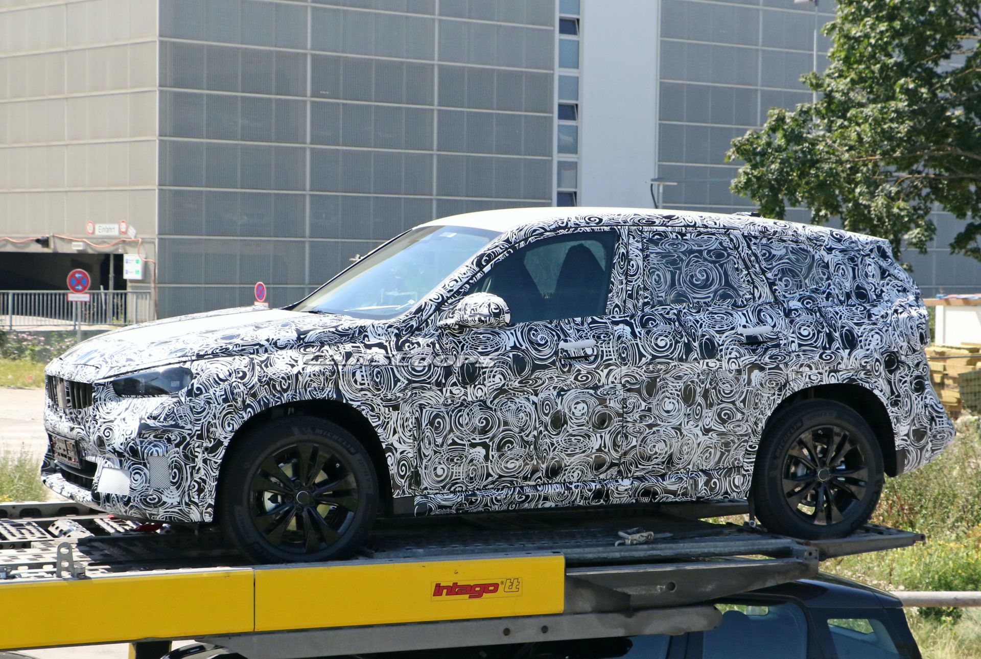 Next-Gen 2023 BMW X1 Spotted Again, Appears Ready To Start Road Tests