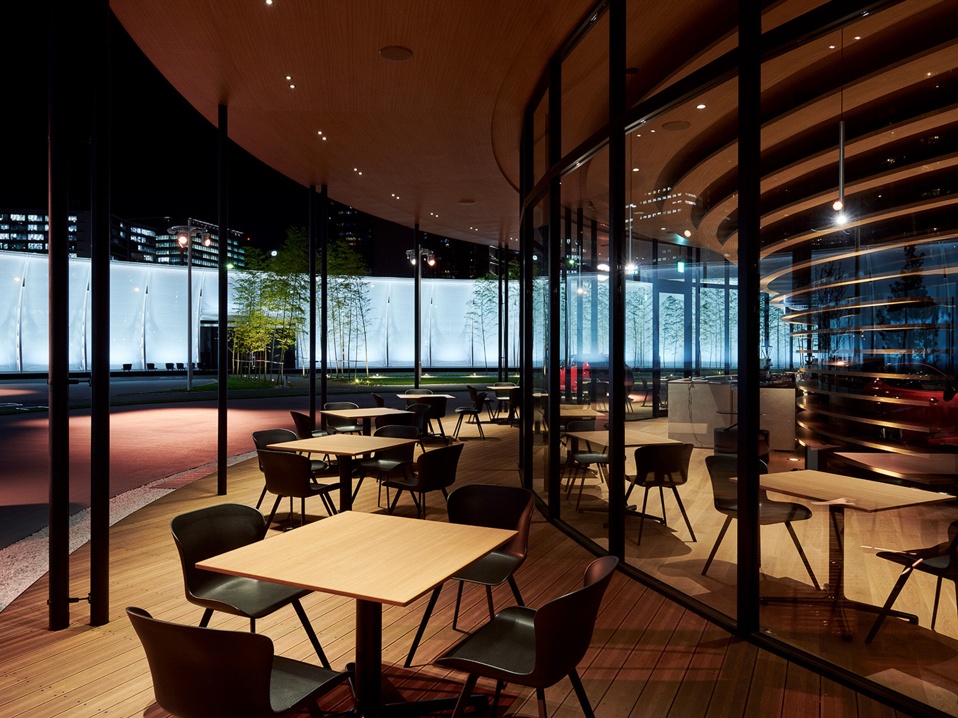 Nissan Will Let You Pay For Parking With… Electricity