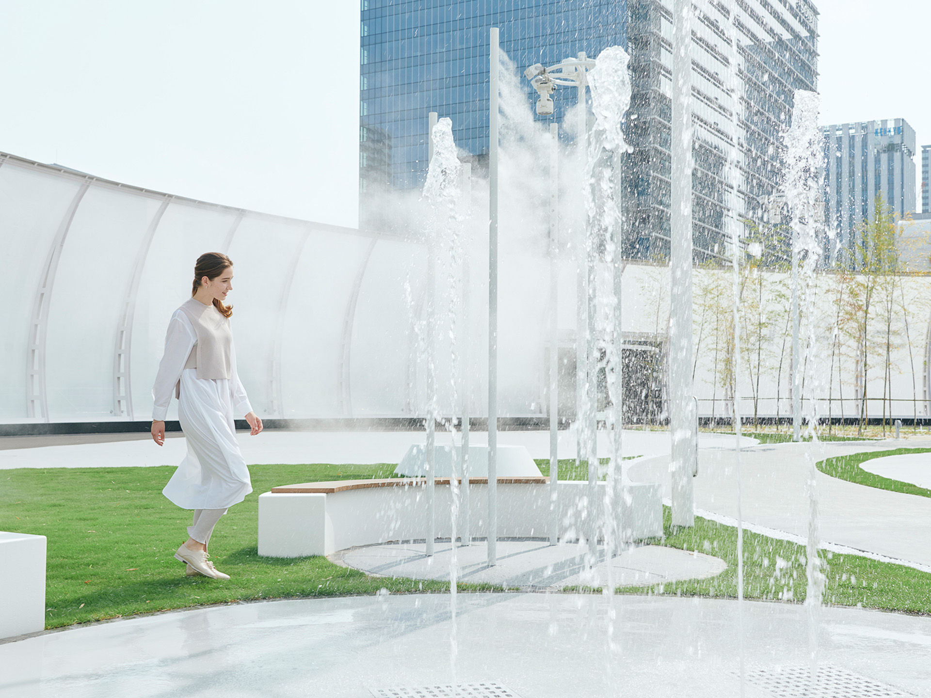 Nissan Will Let You Pay For Parking With… Electricity