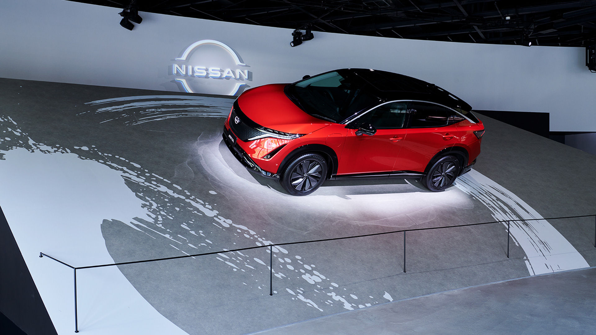 Nissan Will Let You Pay For Parking With… Electricity