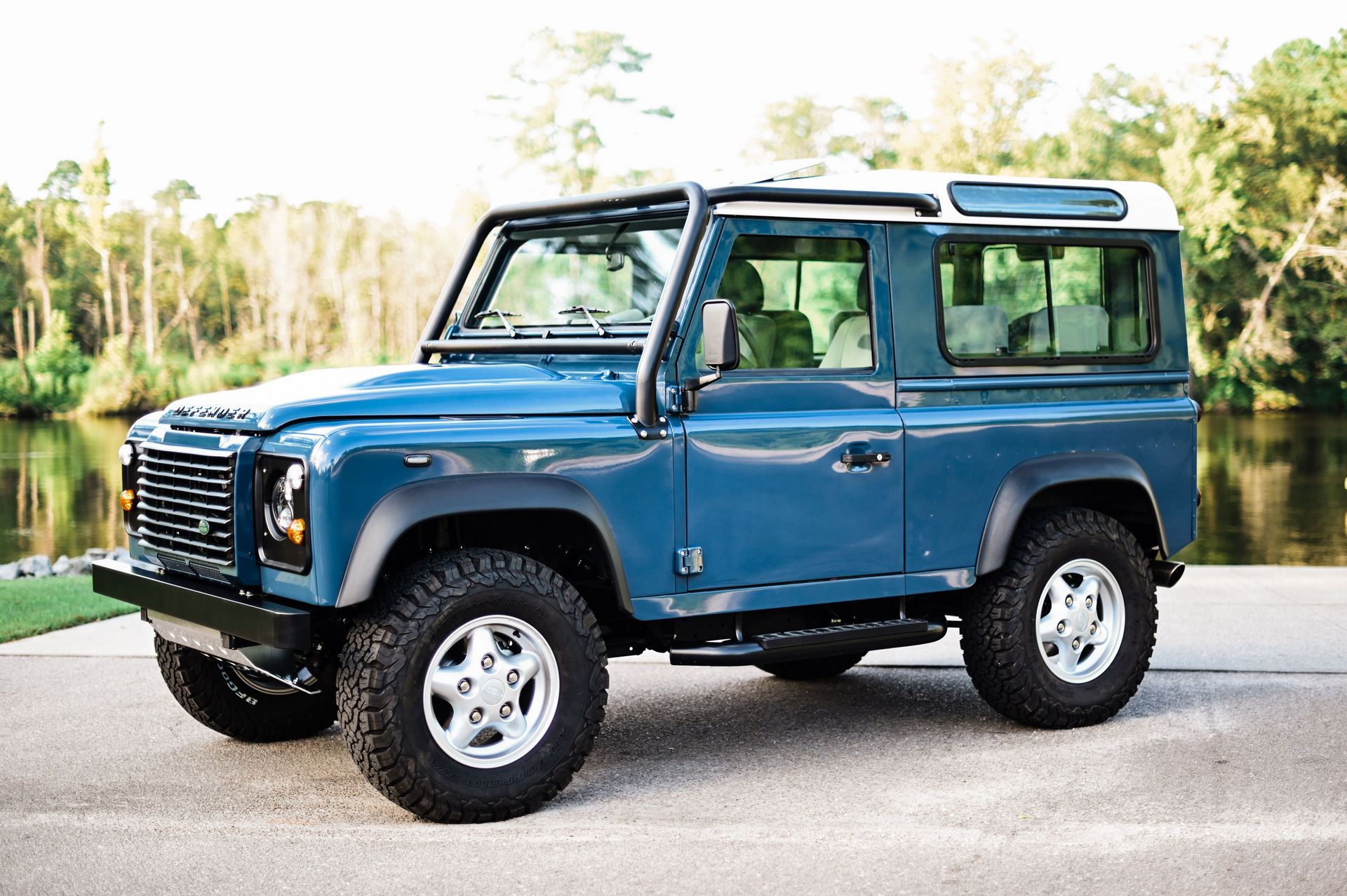 Classic Land Rover Defender From Osprey Is Something New, Something Old