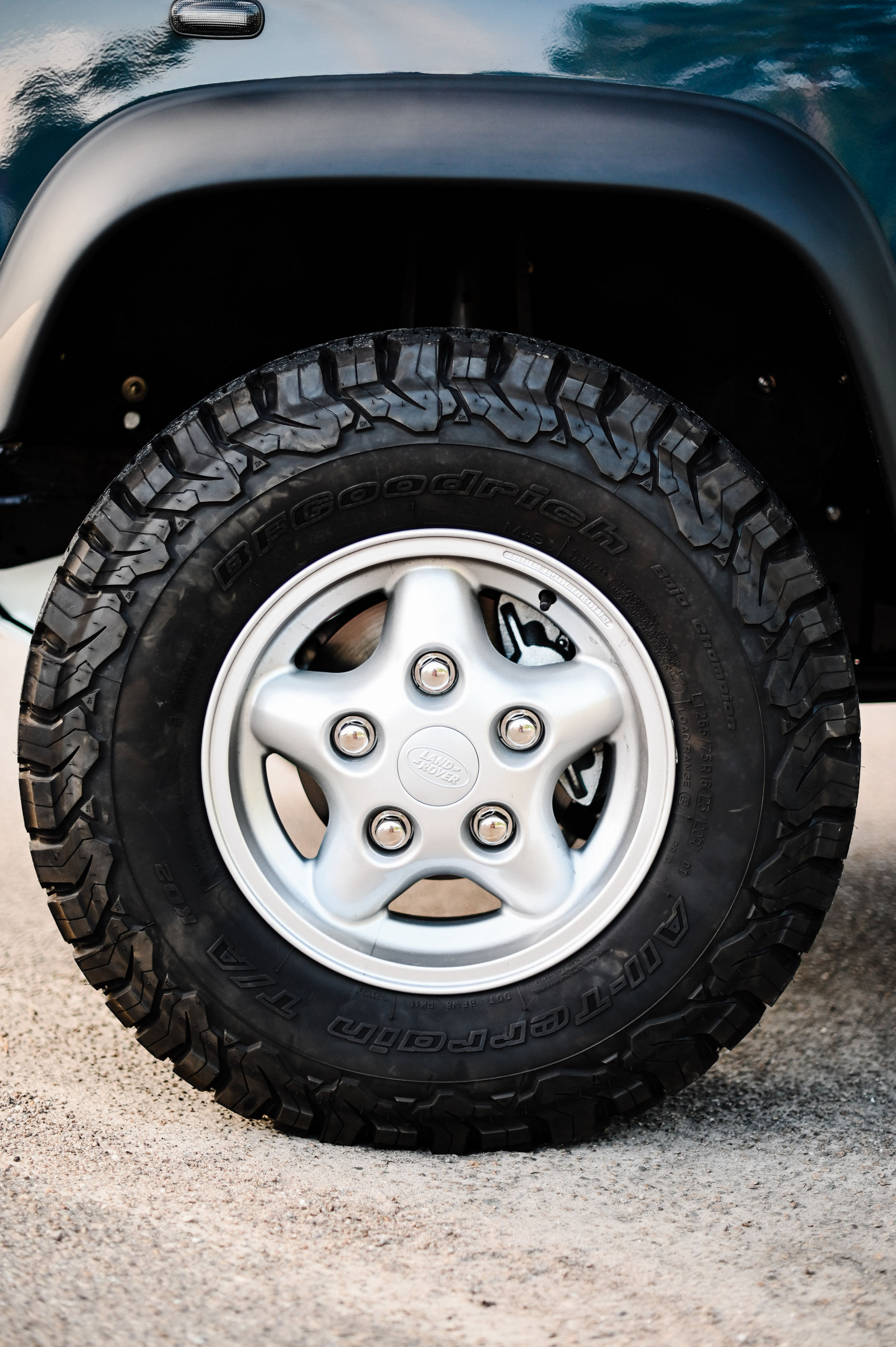 Classic Land Rover Defender From Osprey Is Something New, Something Old