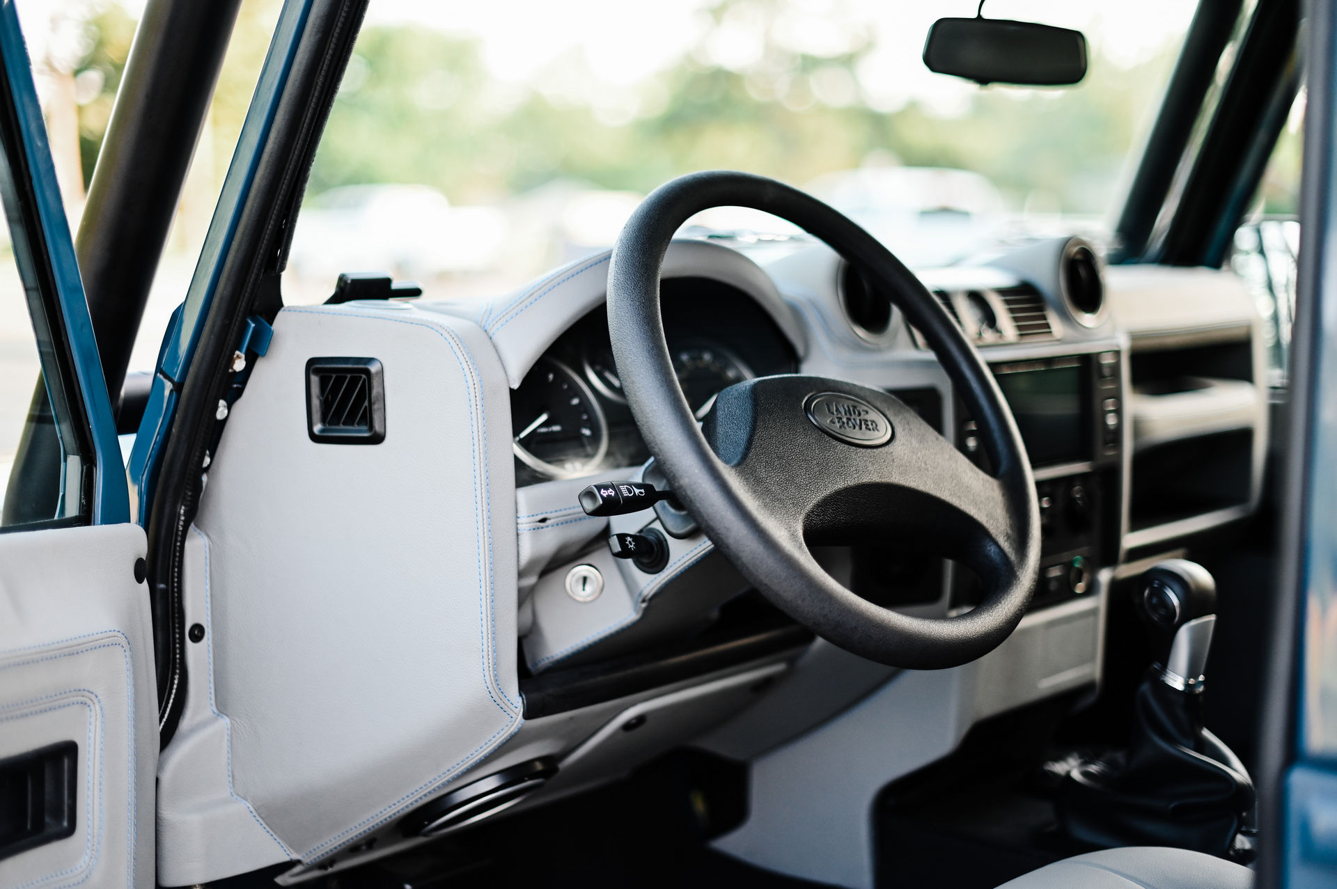 Classic Land Rover Defender From Osprey Is Something New, Something Old