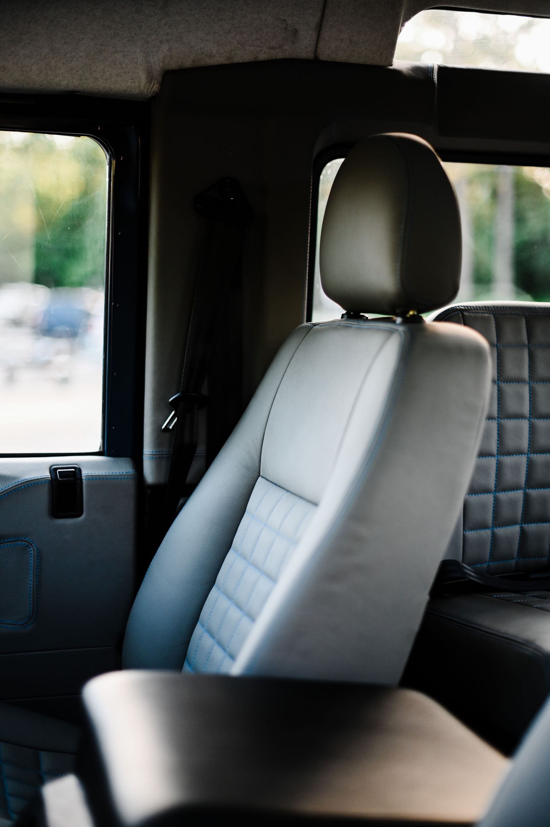 Classic Land Rover Defender From Osprey Is Something New, Something Old