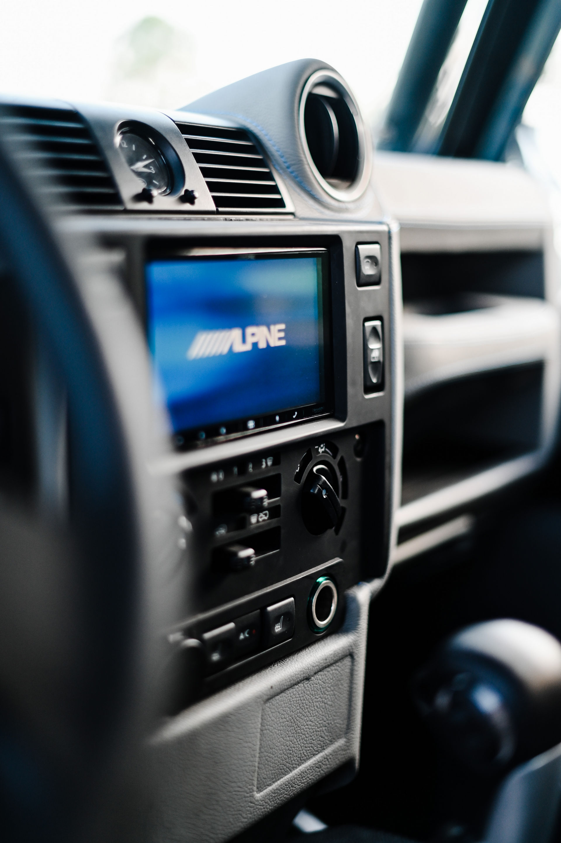 Classic Land Rover Defender From Osprey Is Something New, Something Old