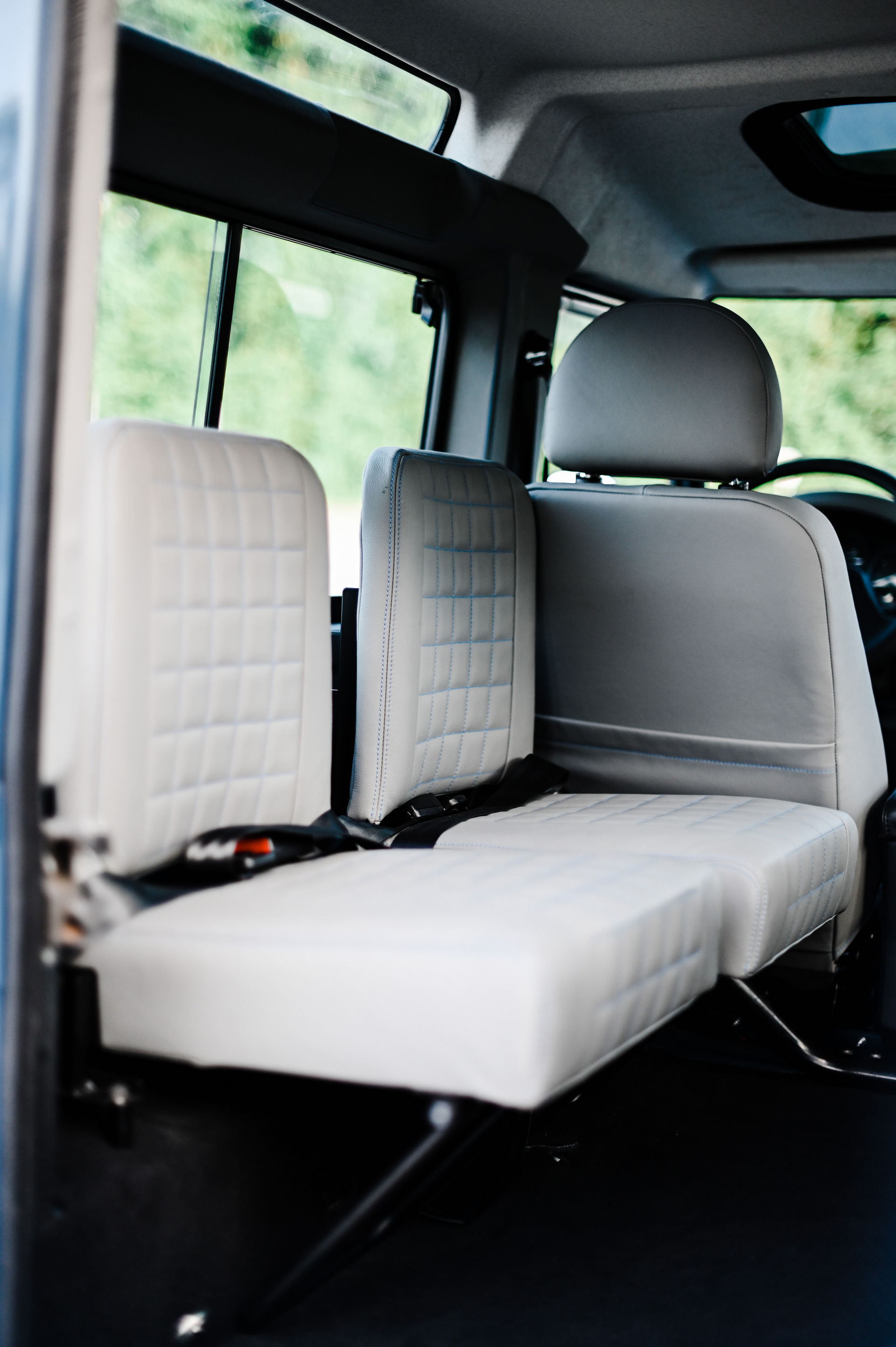 Classic Land Rover Defender From Osprey Is Something New, Something Old