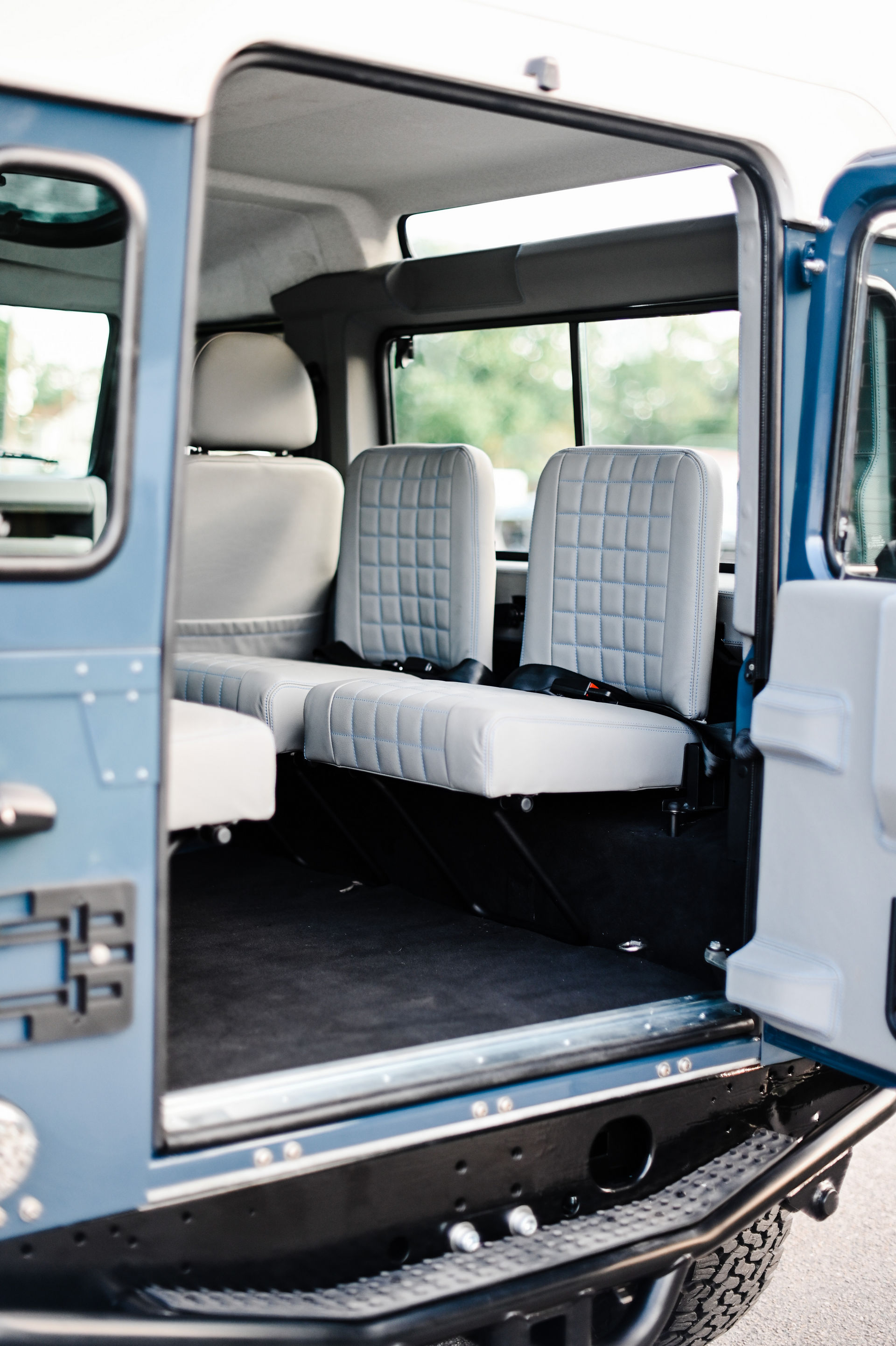 Classic Land Rover Defender From Osprey Is Something New, Something Old