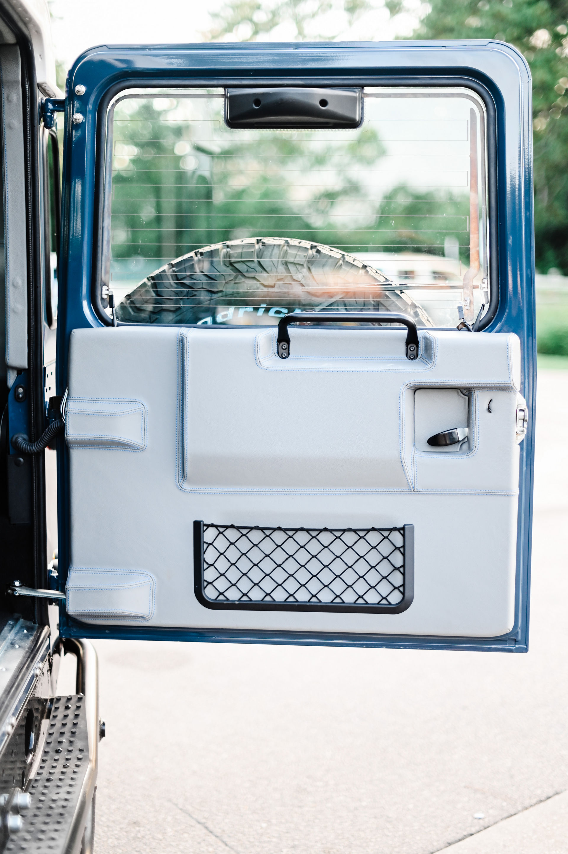 Classic Land Rover Defender From Osprey Is Something New, Something Old