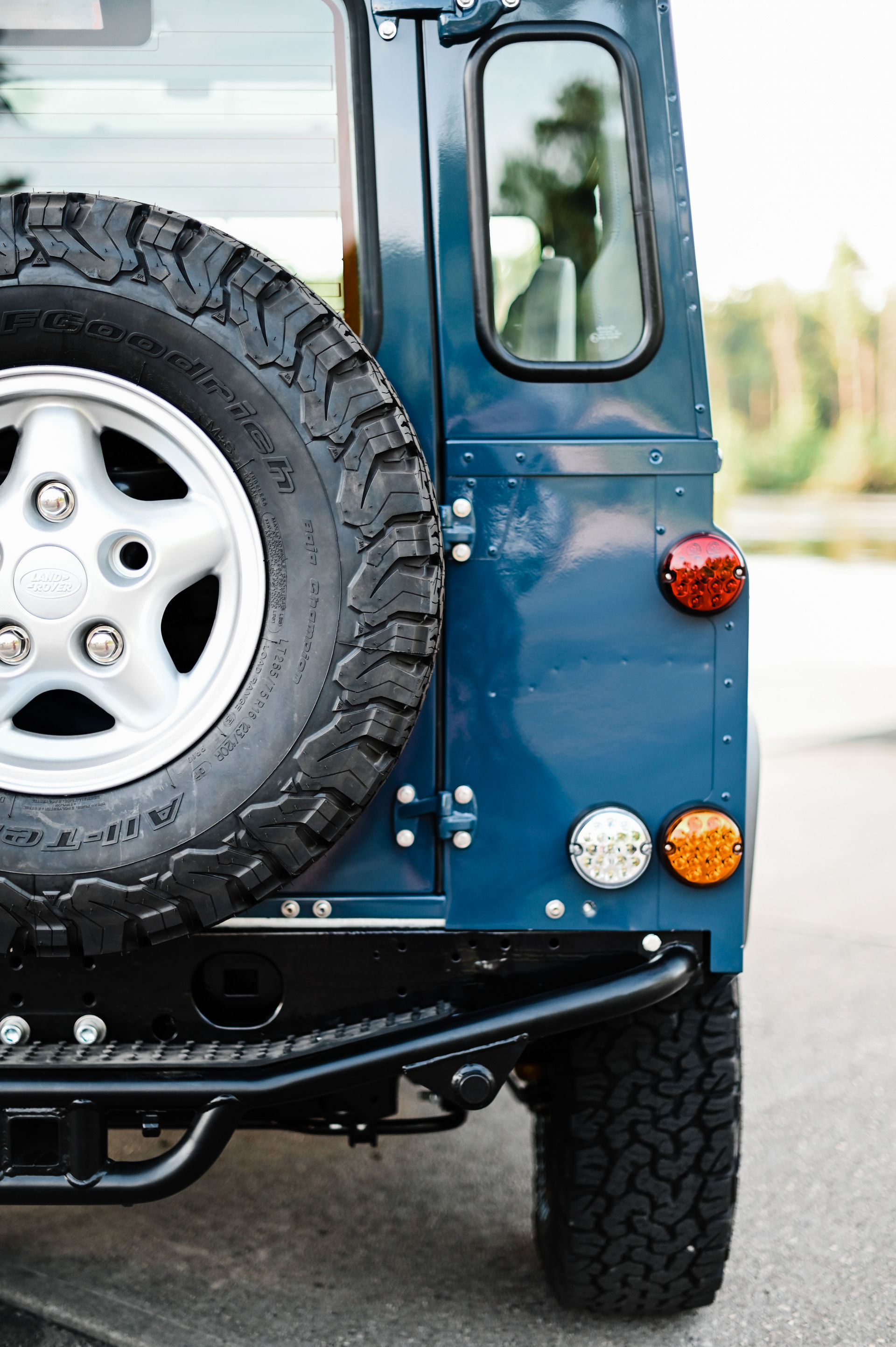 Classic Land Rover Defender From Osprey Is Something New, Something Old