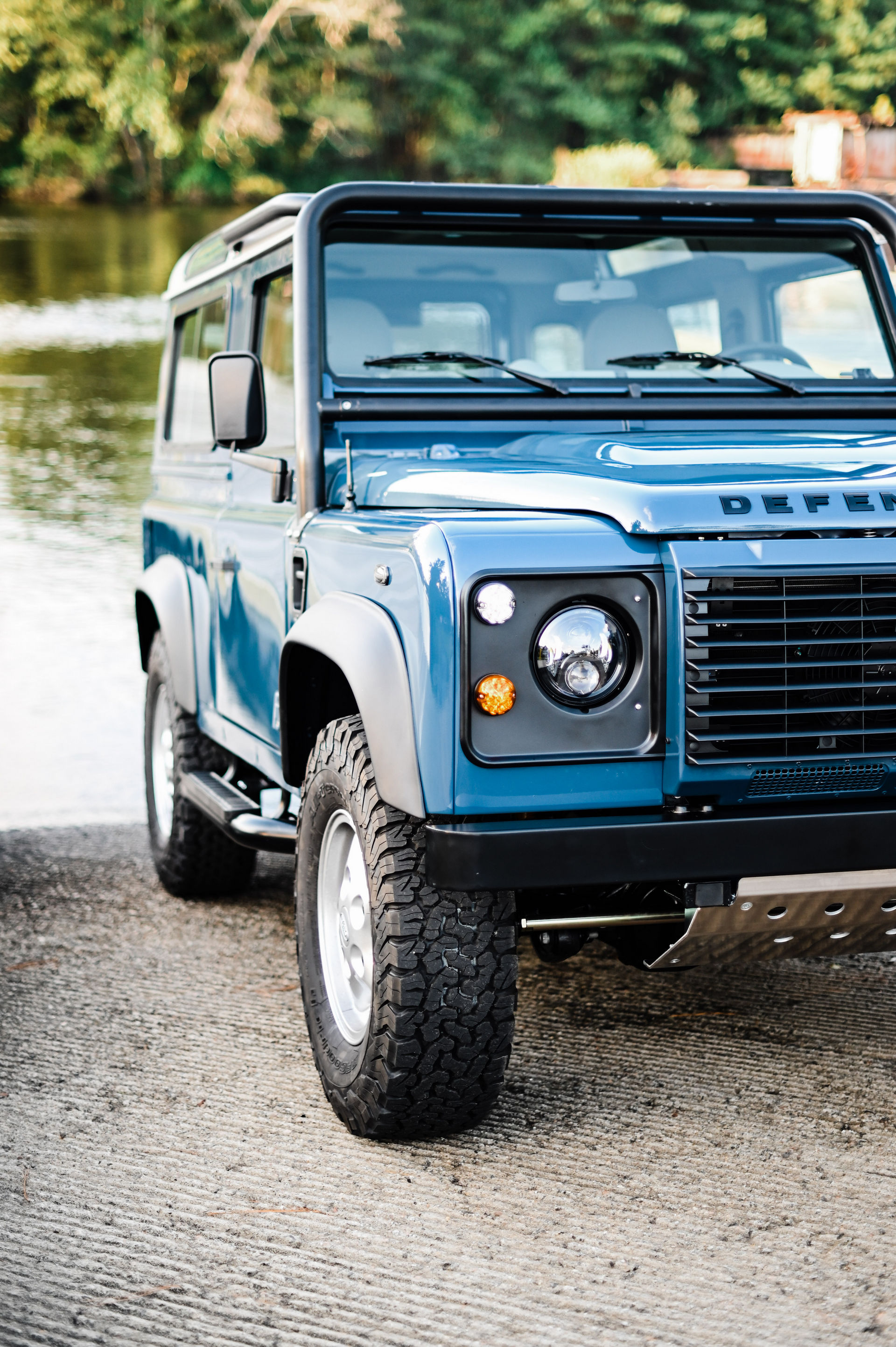 Classic Land Rover Defender From Osprey Is Something New, Something Old