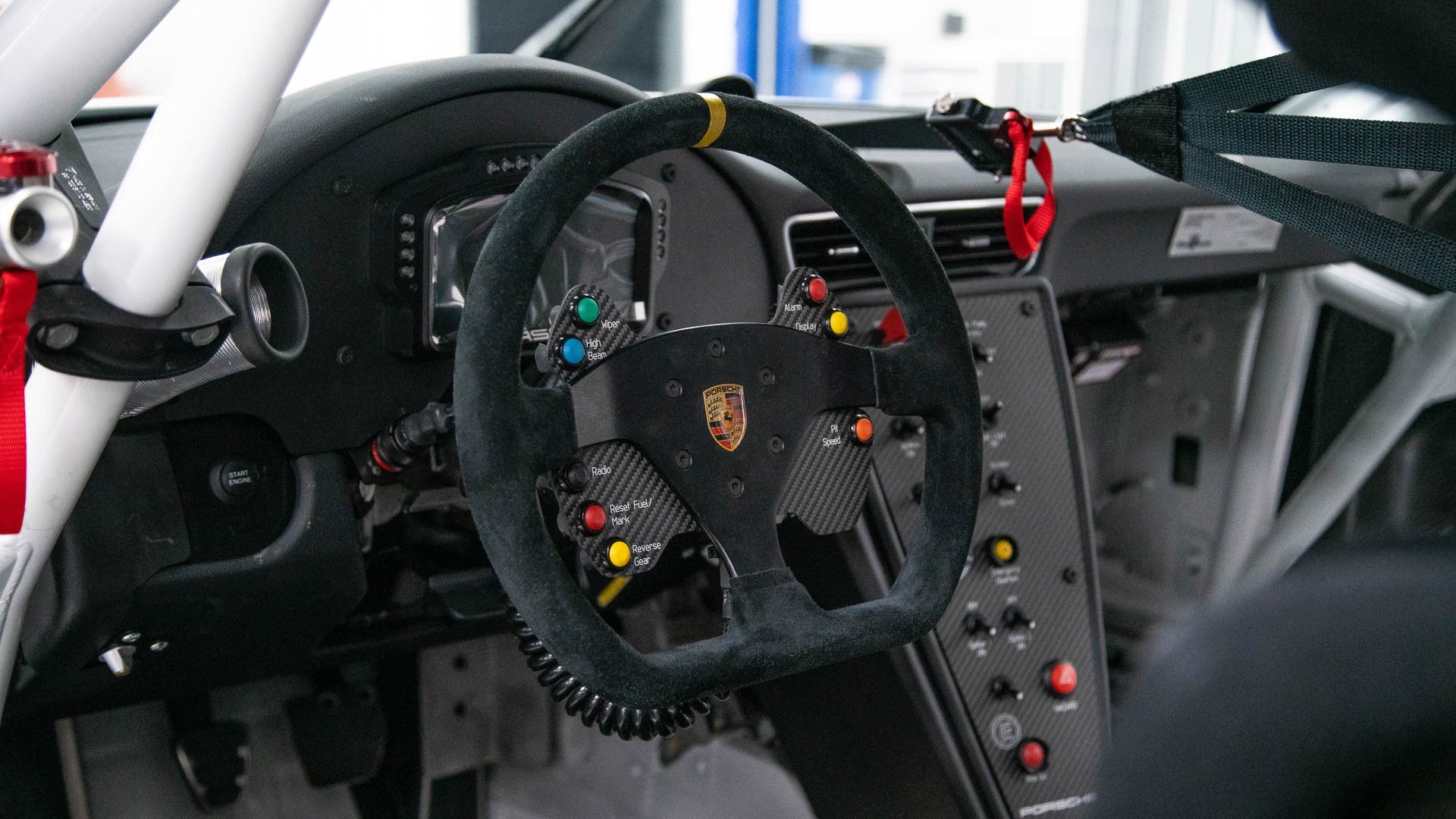 Head To The Track With This Barely Driven 2018 Porsche 911 GT3 Cup