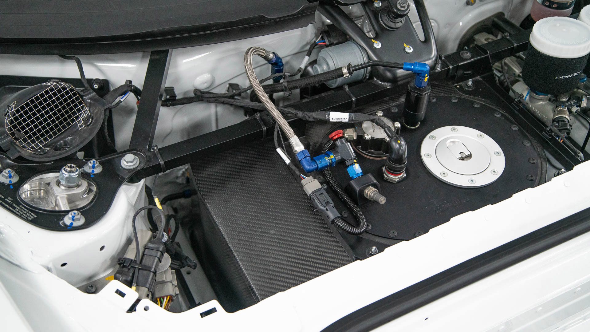 Head To The Track With This Barely Driven 2018 Porsche 911 GT3 Cup