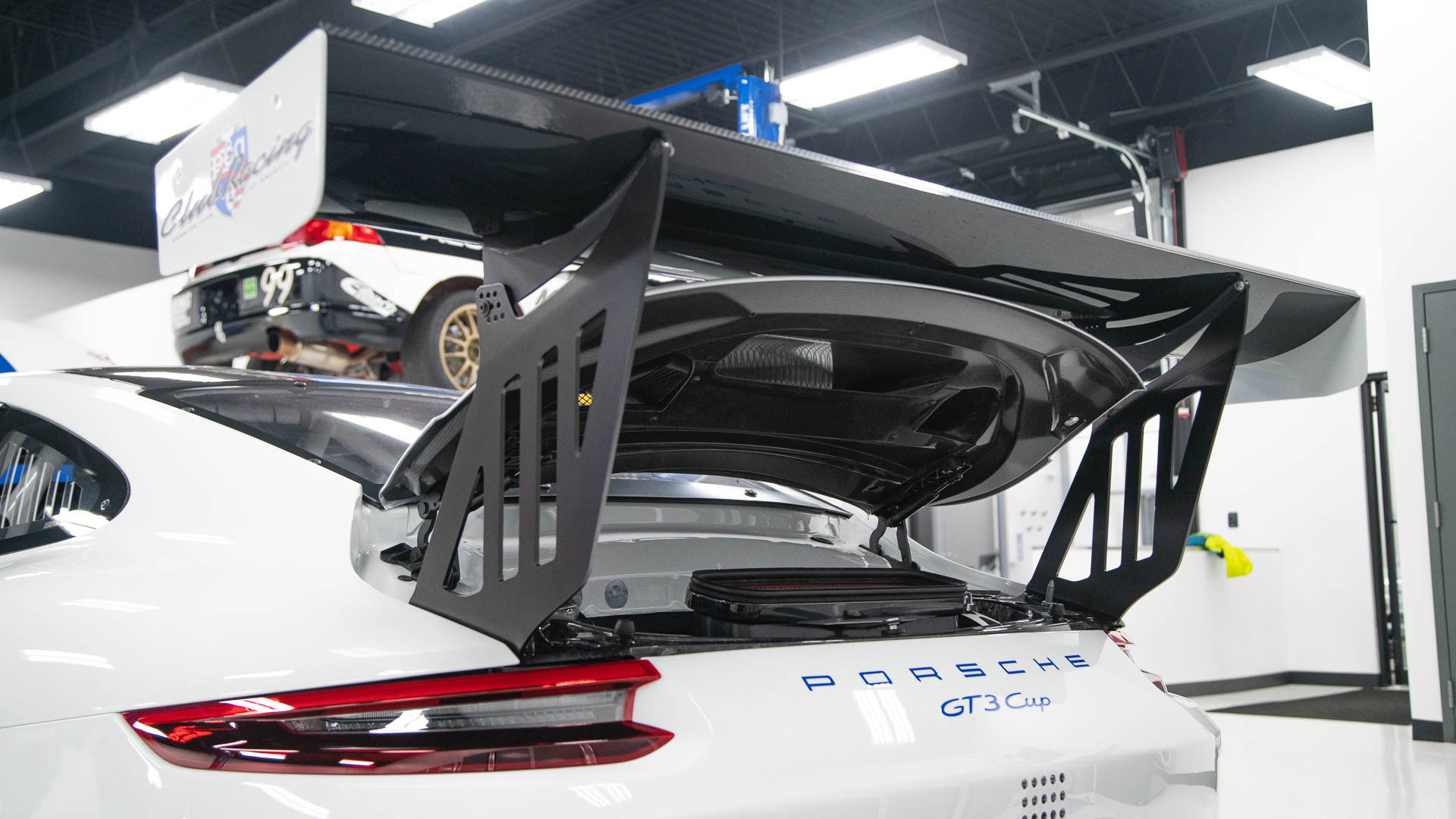 Head To The Track With This Barely Driven 2018 Porsche 911 GT3 Cup