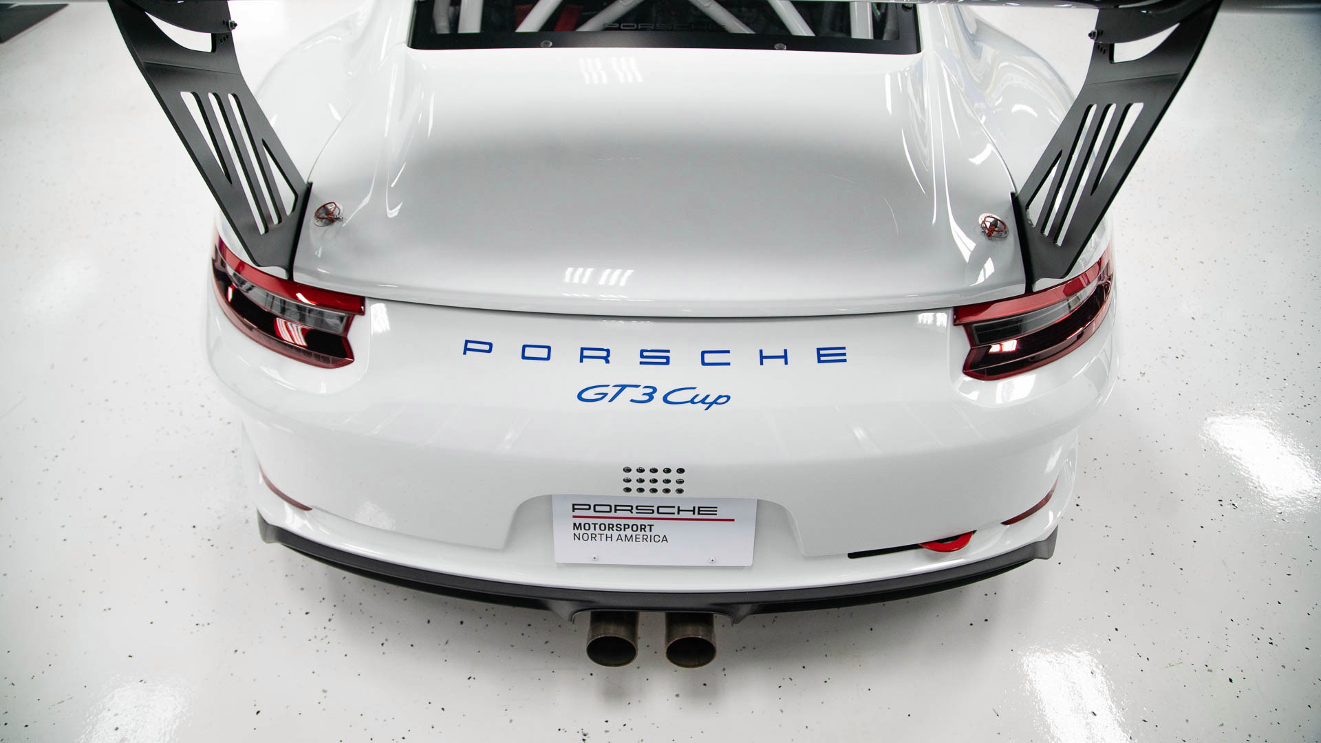 Head To The Track With This Barely Driven 2018 Porsche 911 GT3 Cup