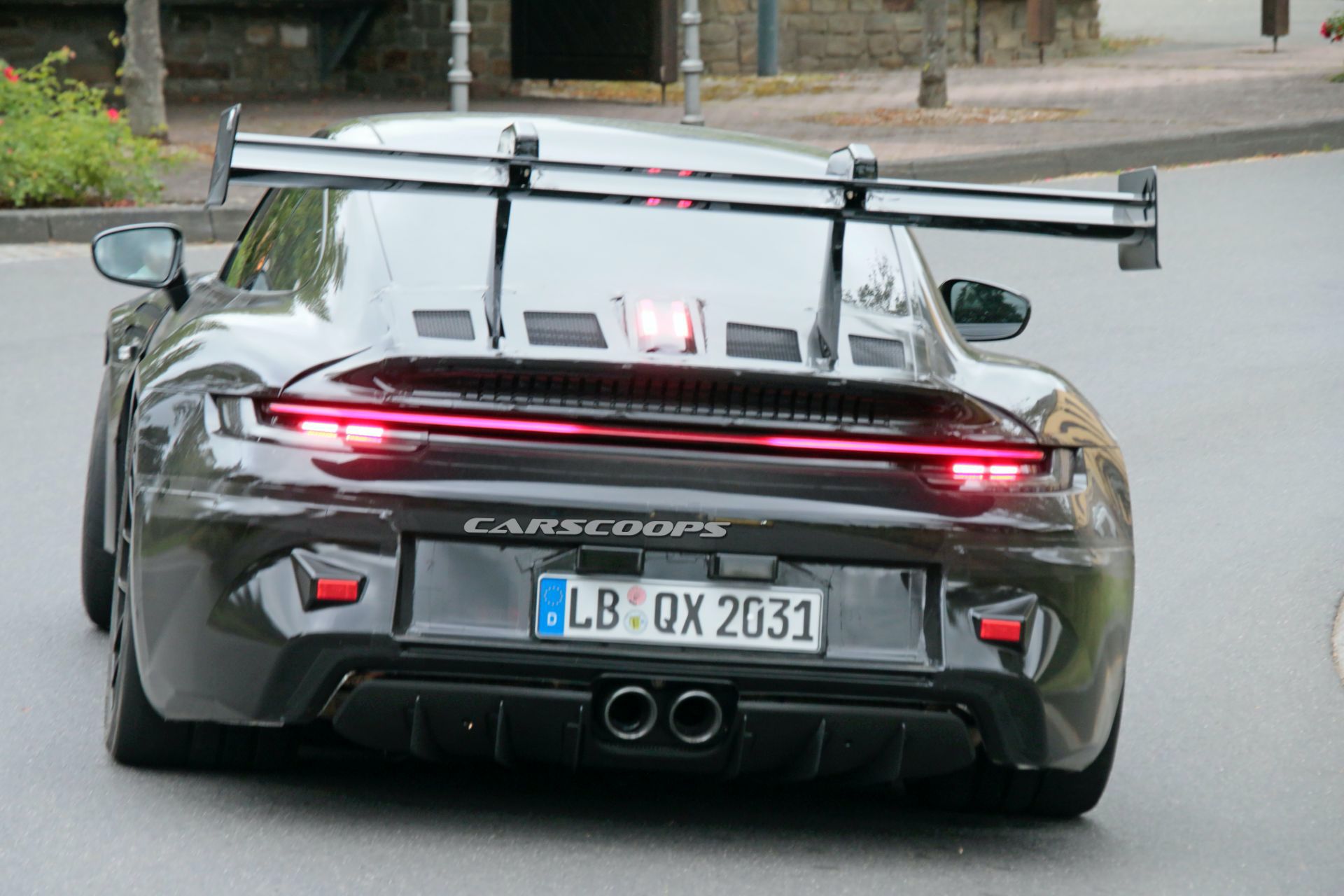 2022 Porsche 911 GT3 RS Makes A Great First Impression With Wild Aero Kit