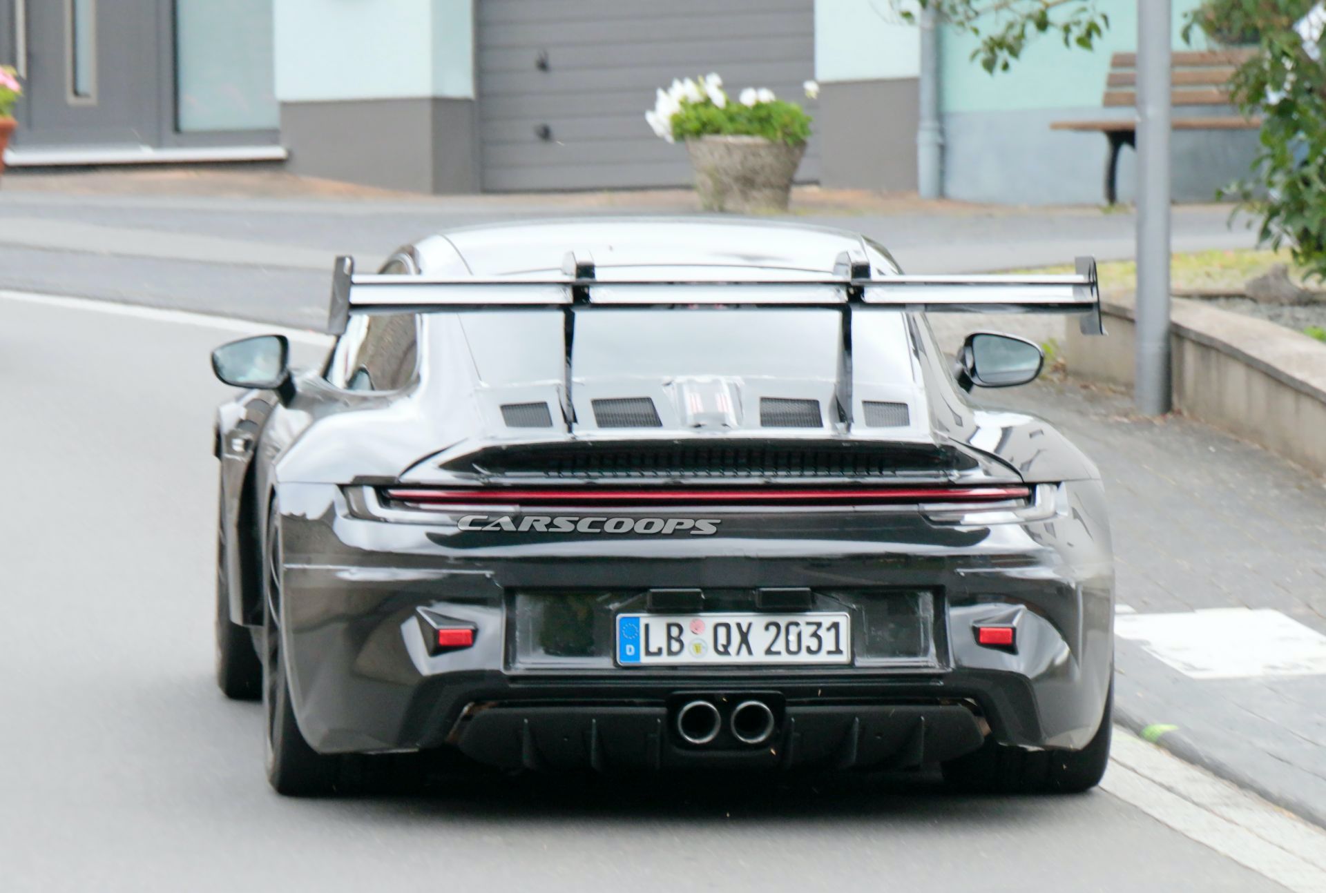 2022 Porsche 911 GT3 RS Makes A Great First Impression With Wild Aero Kit