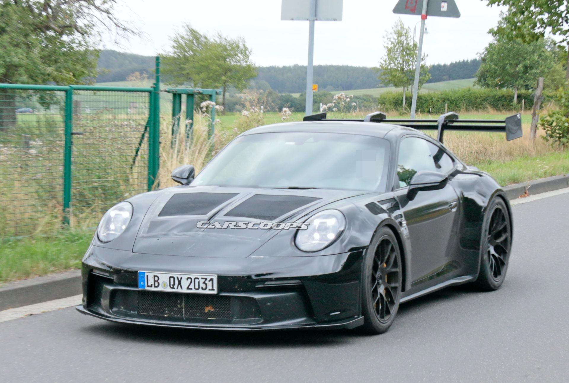 2022 Porsche 911 GT3 RS Makes A Great First Impression With Wild Aero Kit