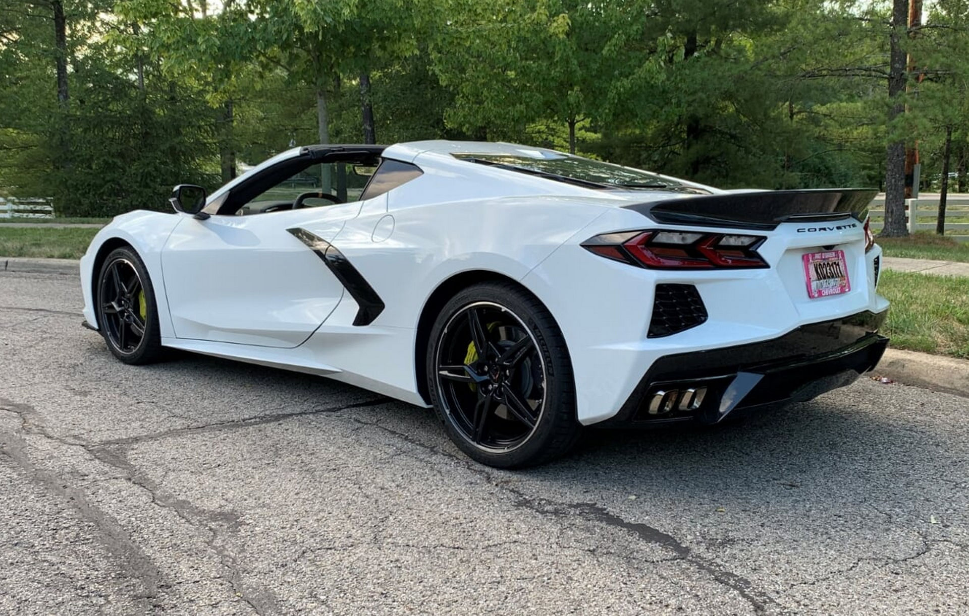 The C8 Corvette Was Made To Be Bathed In Carbon Fiber Parts